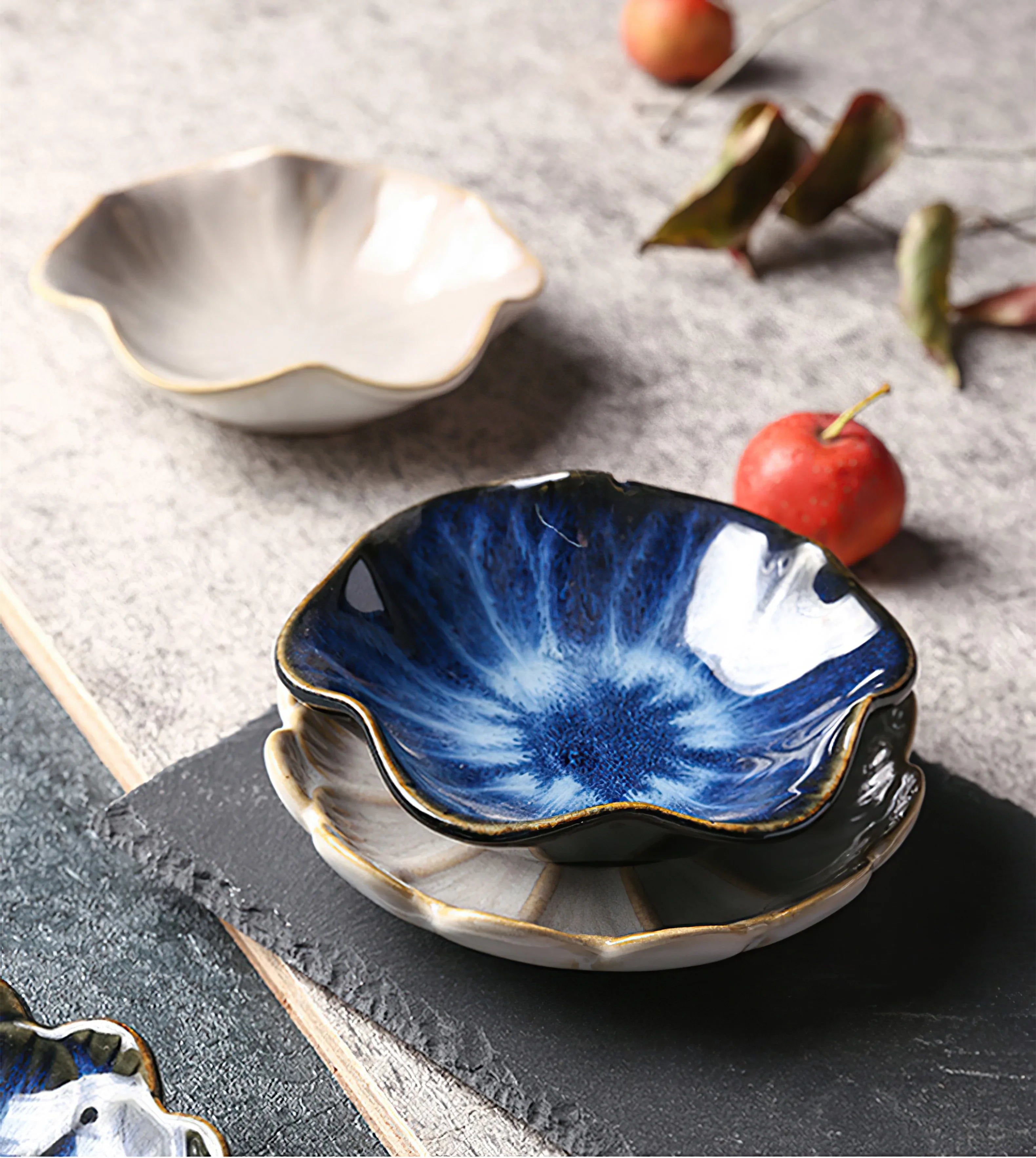 Ceramic Flower Sauce Dish – Mini Porcelain Dipping Bowl for Soy Sauce, Nuts & Charcuterie