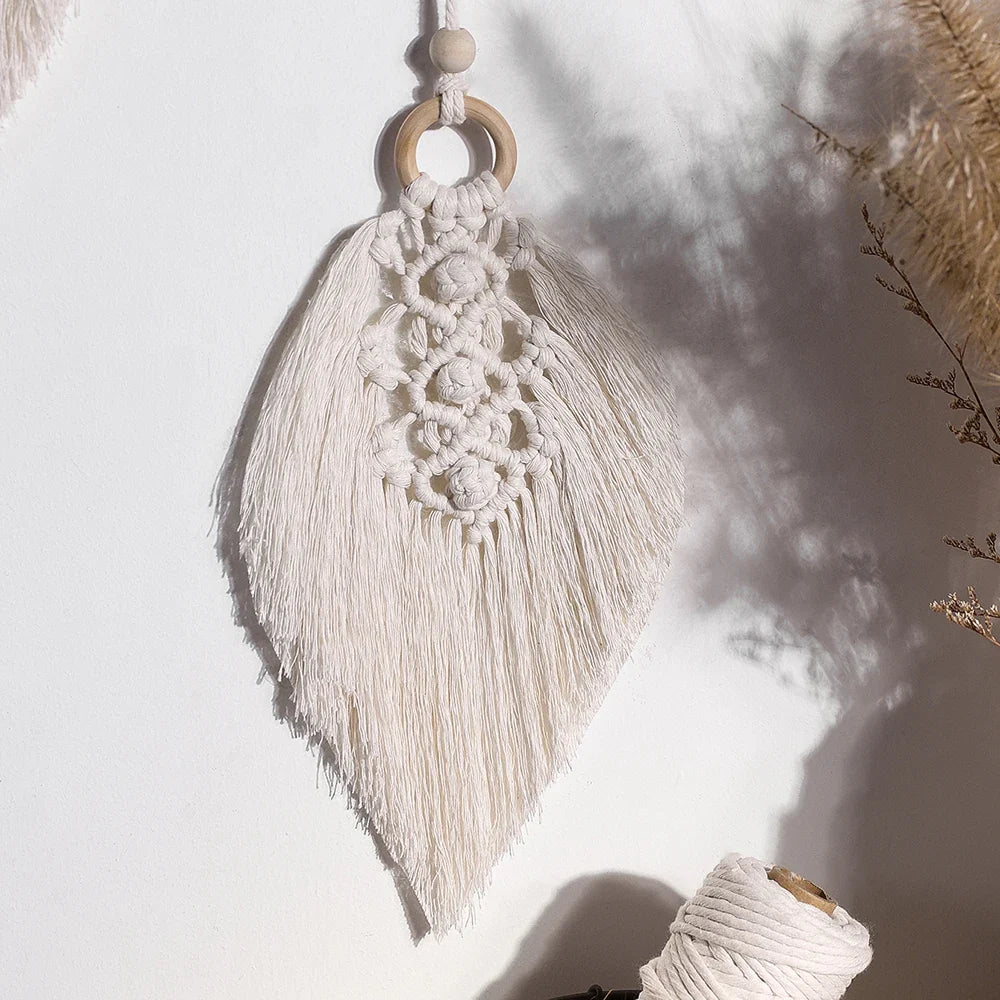 Boho Leaf Macramé Wall Hanging