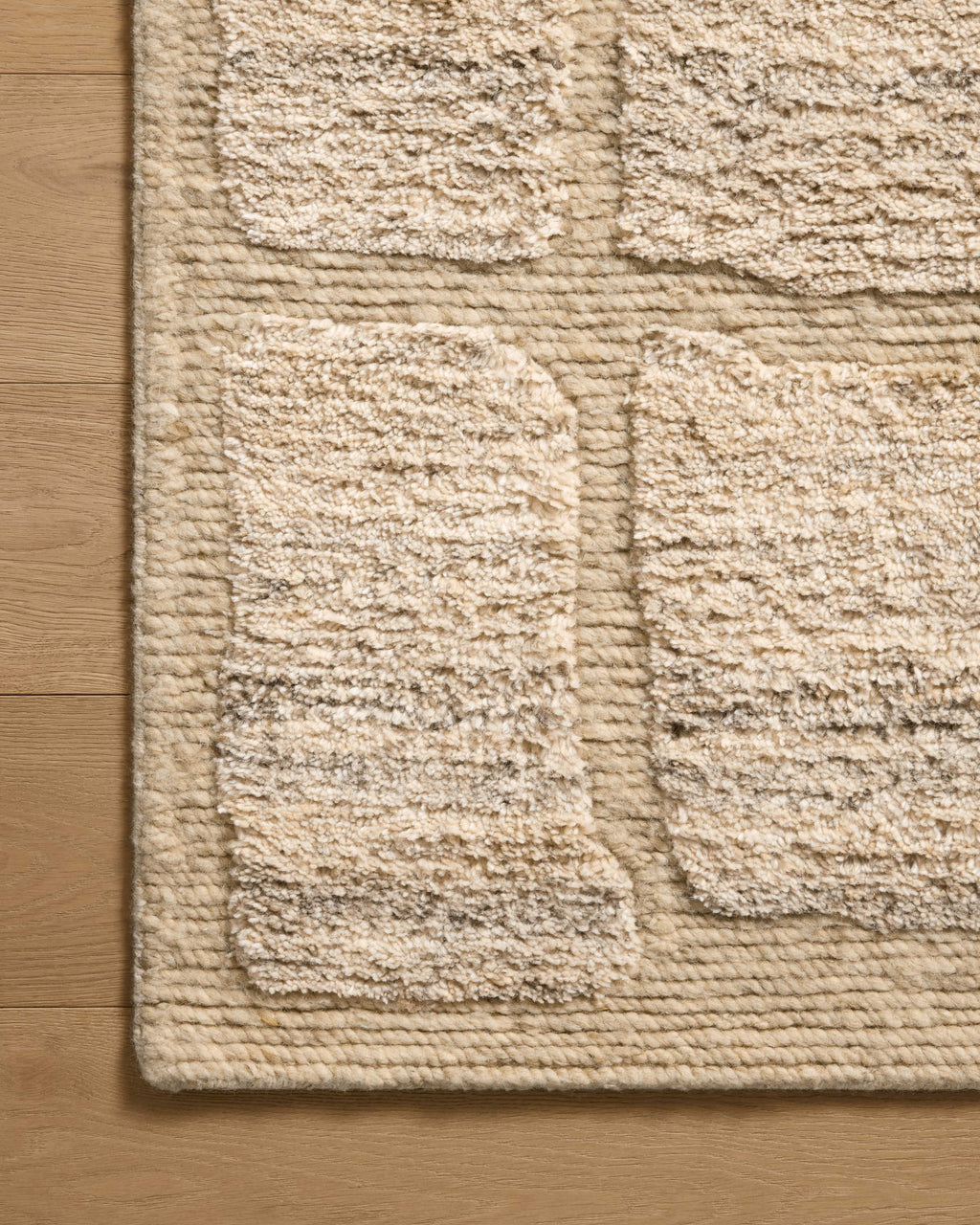 Loloi Hughes Accent Rug