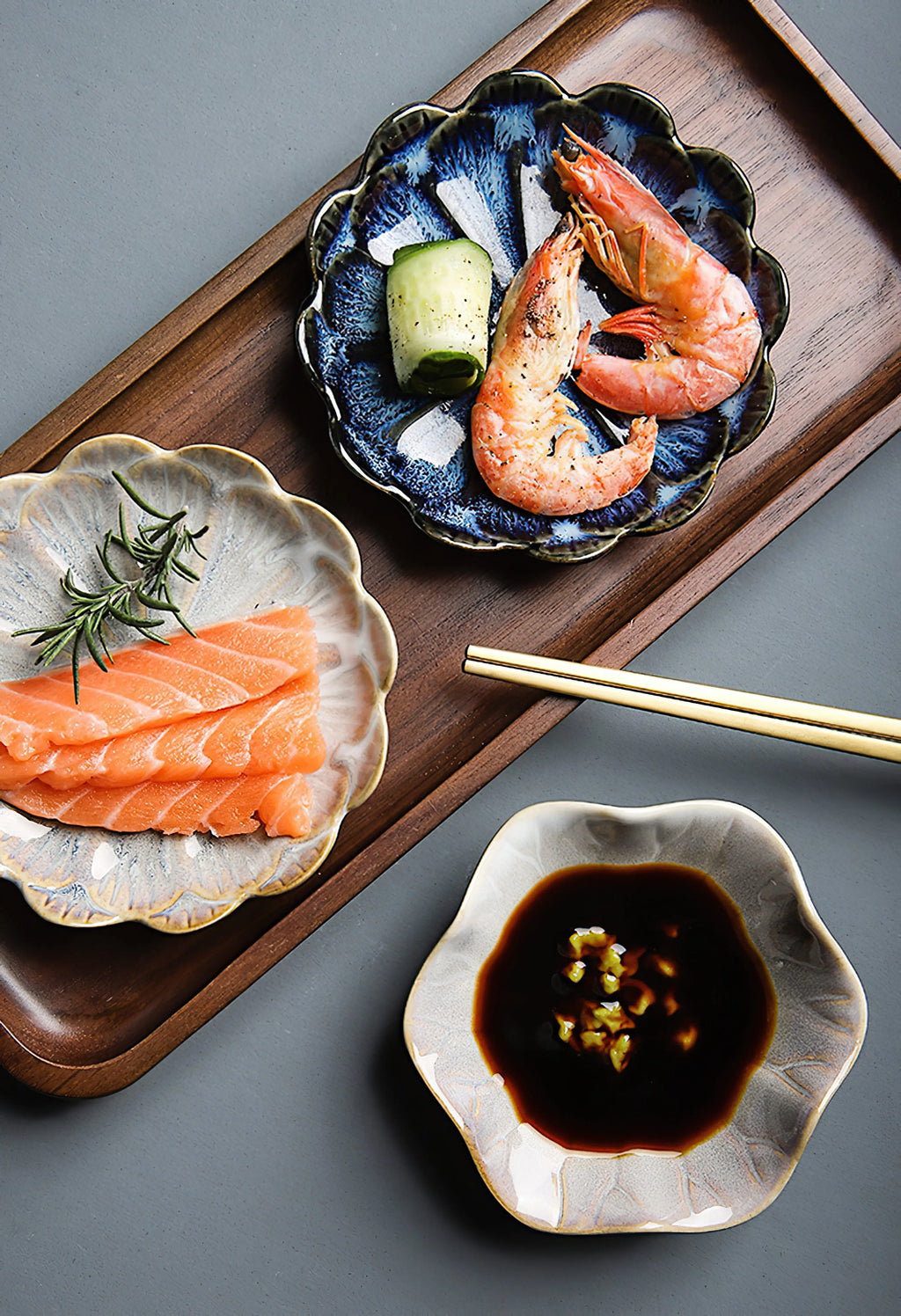 Ceramic Flower Sauce Dish – Mini Porcelain Dipping Bowl for Soy Sauce, Nuts & Charcuterie