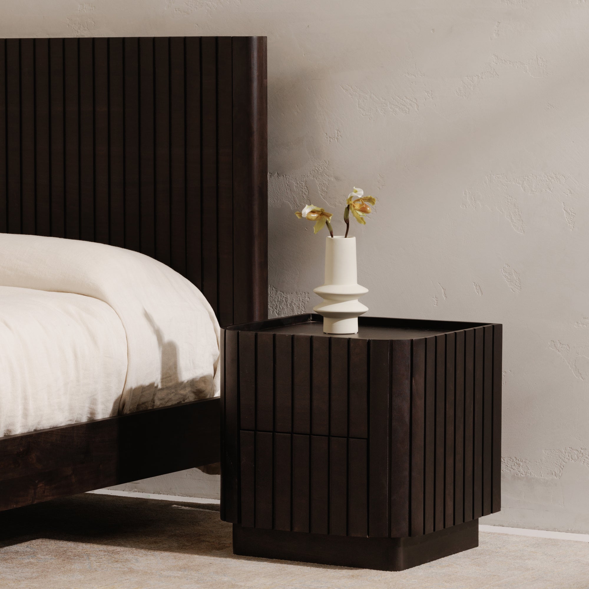 Moe's Home Povera Nightstand Black