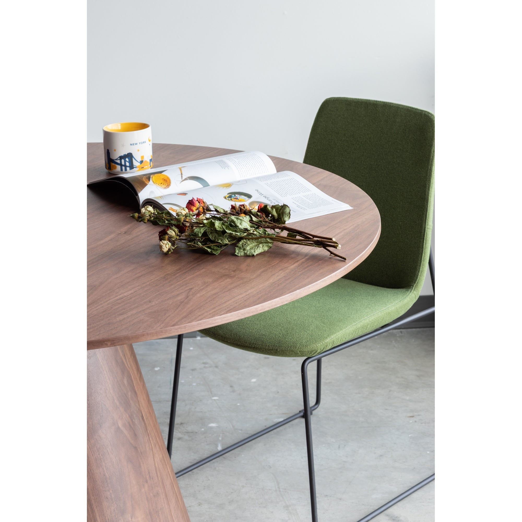 Moe's Home Otago Dining Table