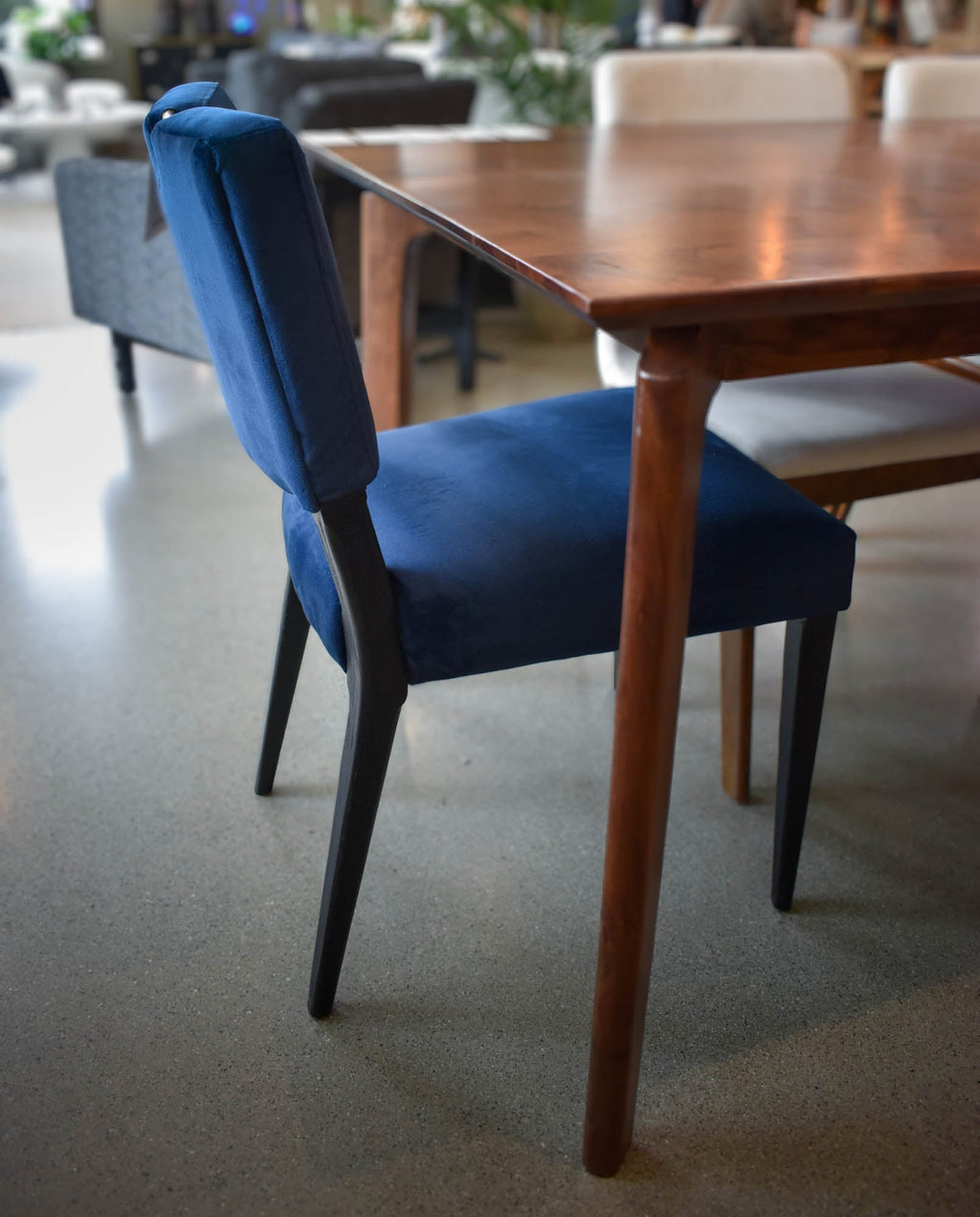 LH Home Kenzo Dining Table 71"