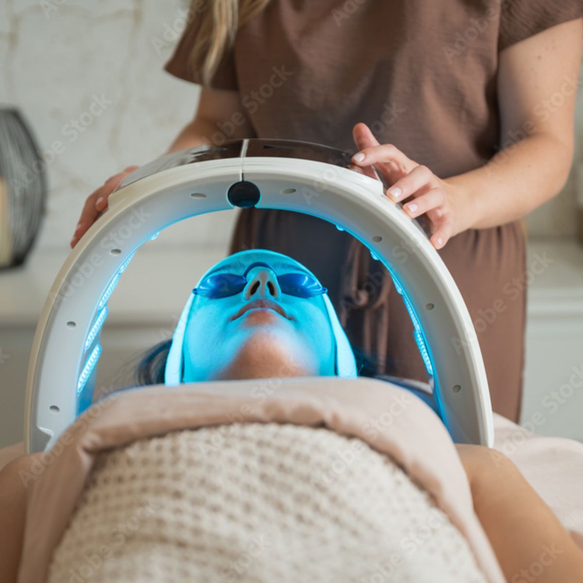 LED Light Therapy Machine