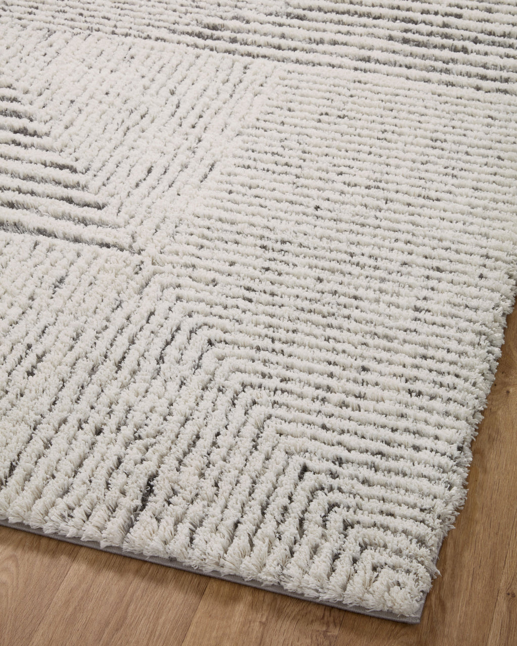 Loloi Levitt Shag Runner Rug
