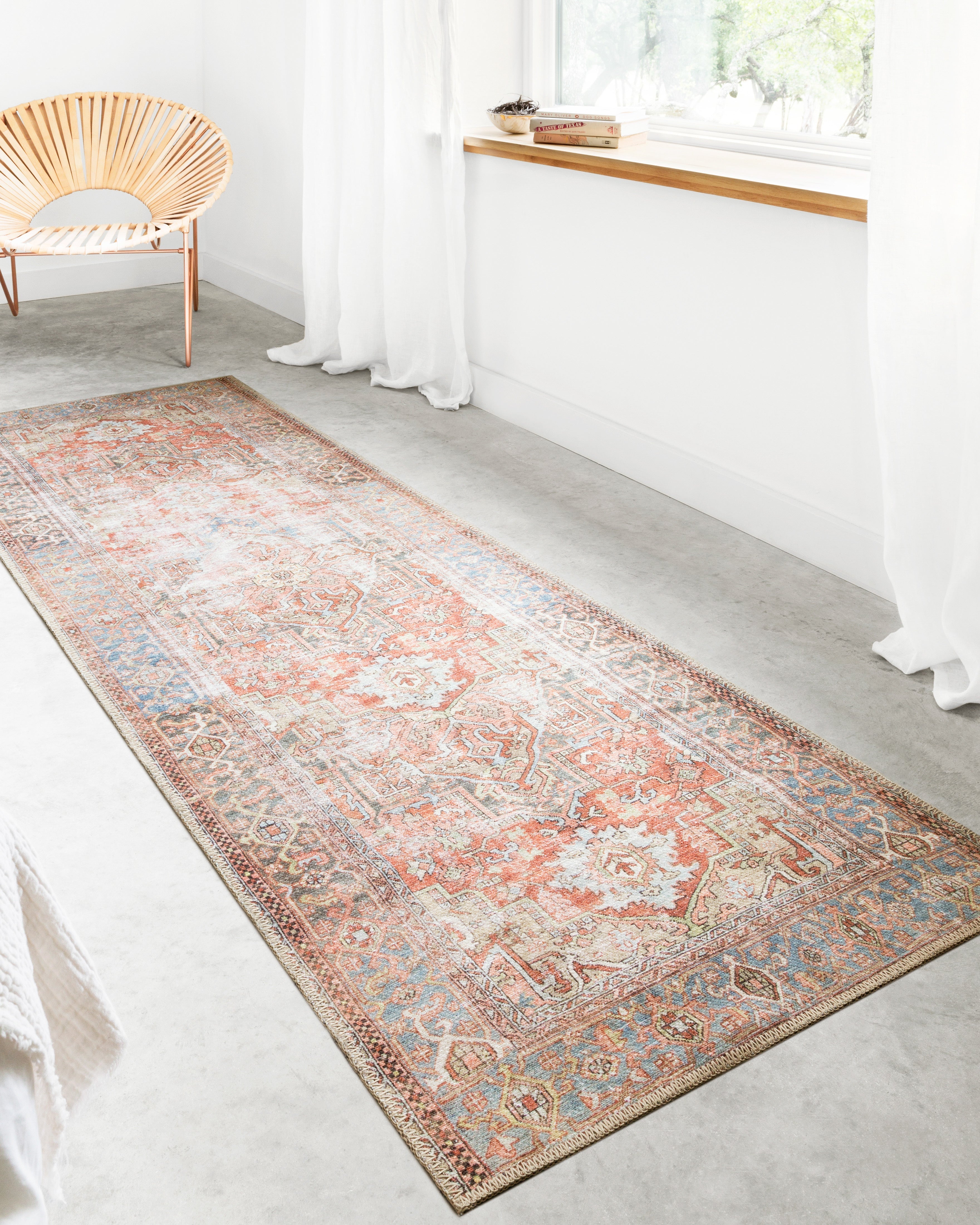 Loloi Loren Accent Rug