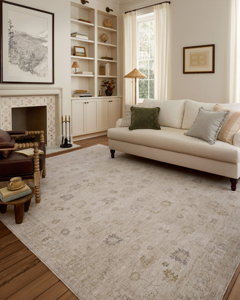 Chris Loves Julia x Loloi Louisa Accent Rug