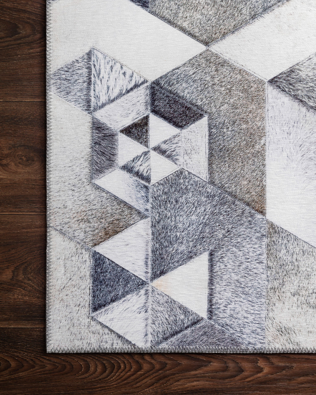 Loloi Maddox Accent Rug
