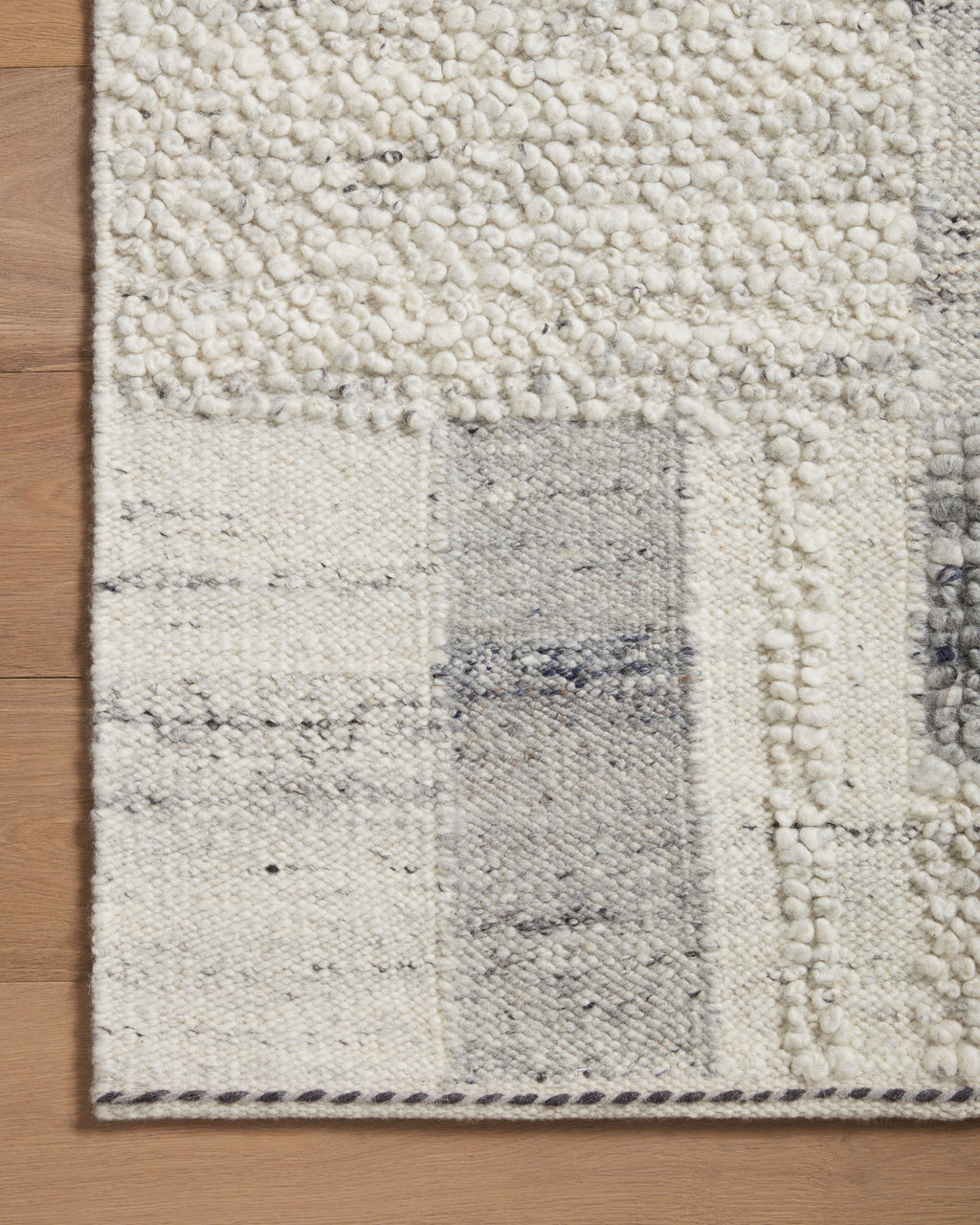 Loloi Manfred Sample Rug