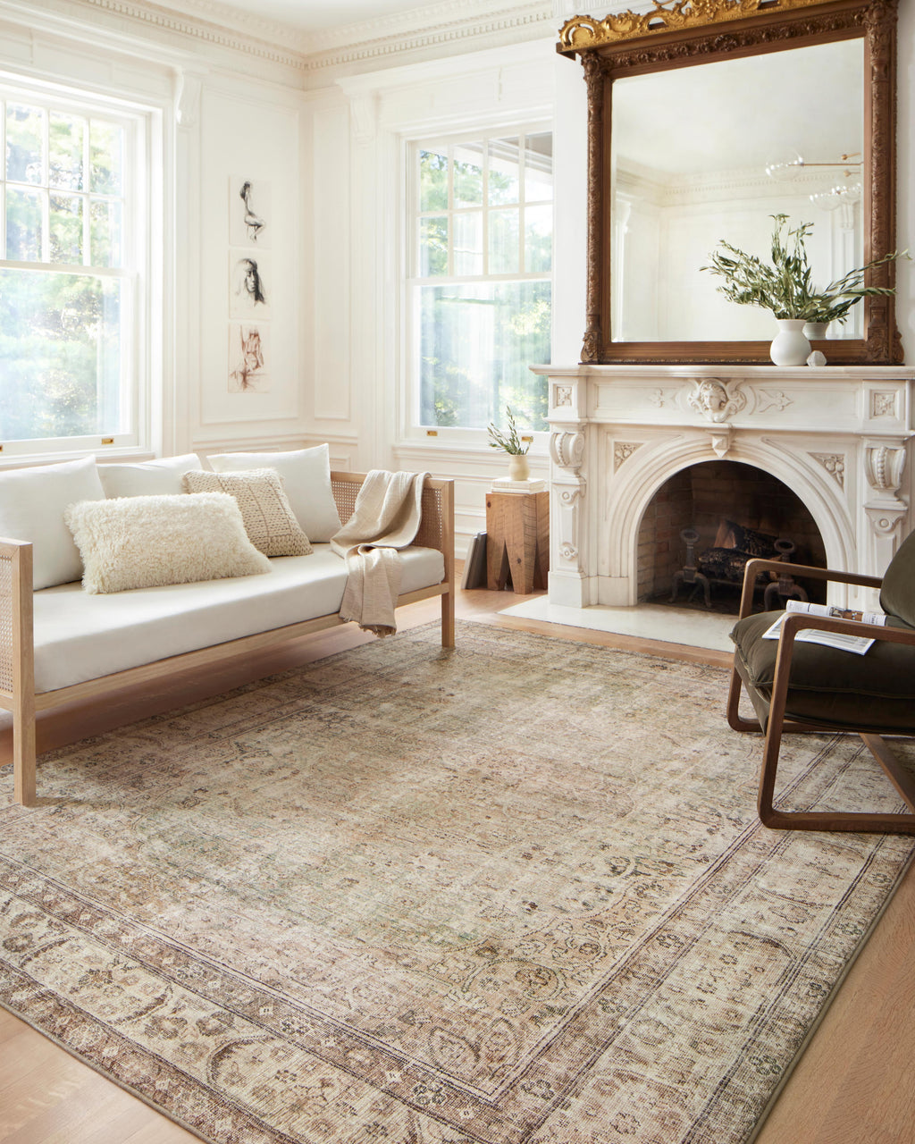Loloi Margot Area Rug (MAT-01)
