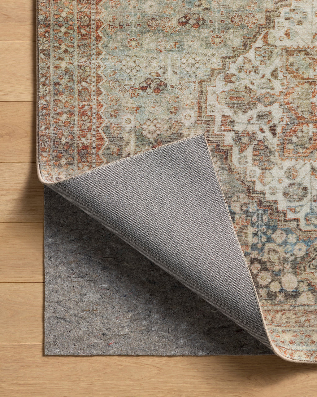 Loloi Margot Accent Rug (MAT-09)