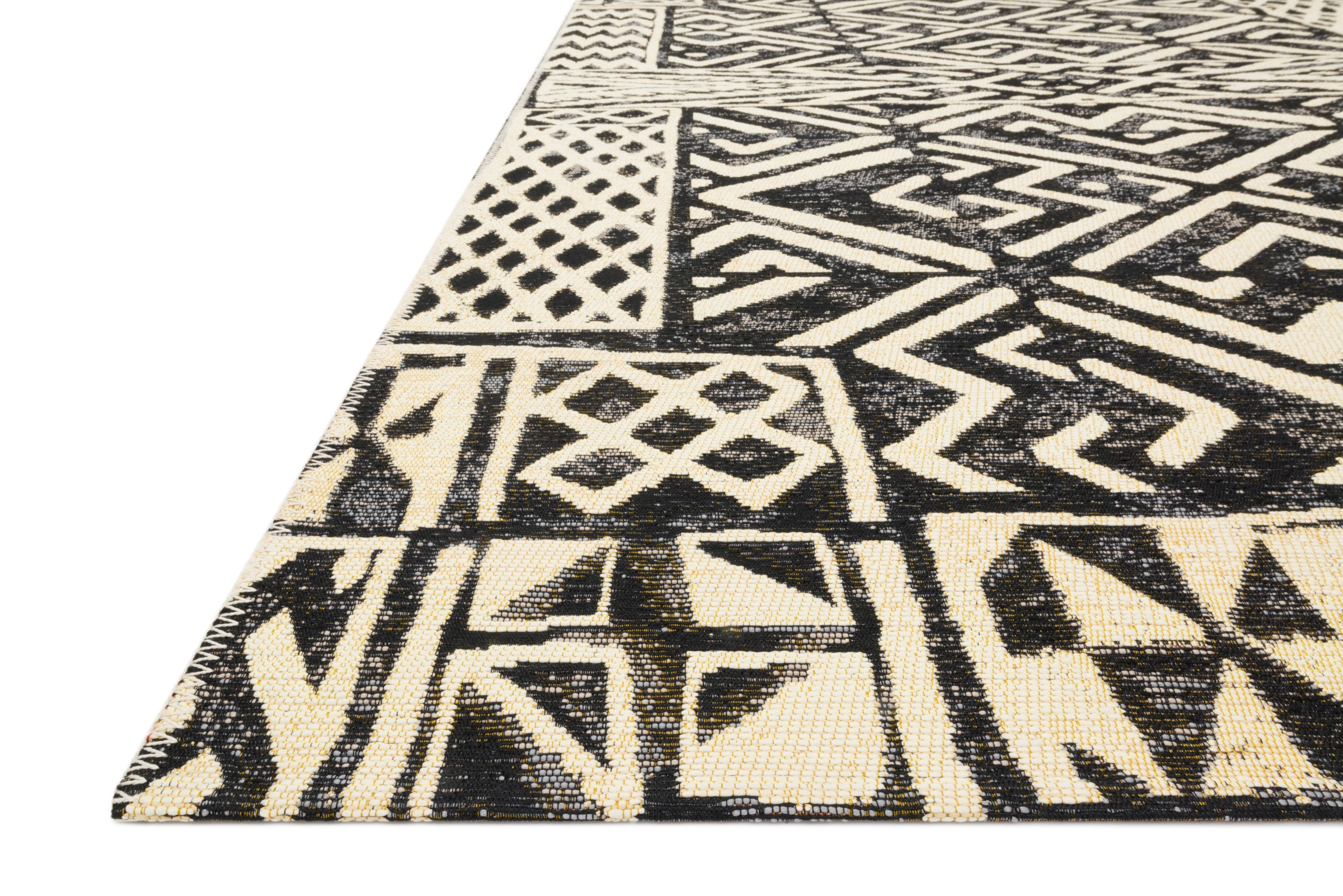 Loloi Mika Accent Rug