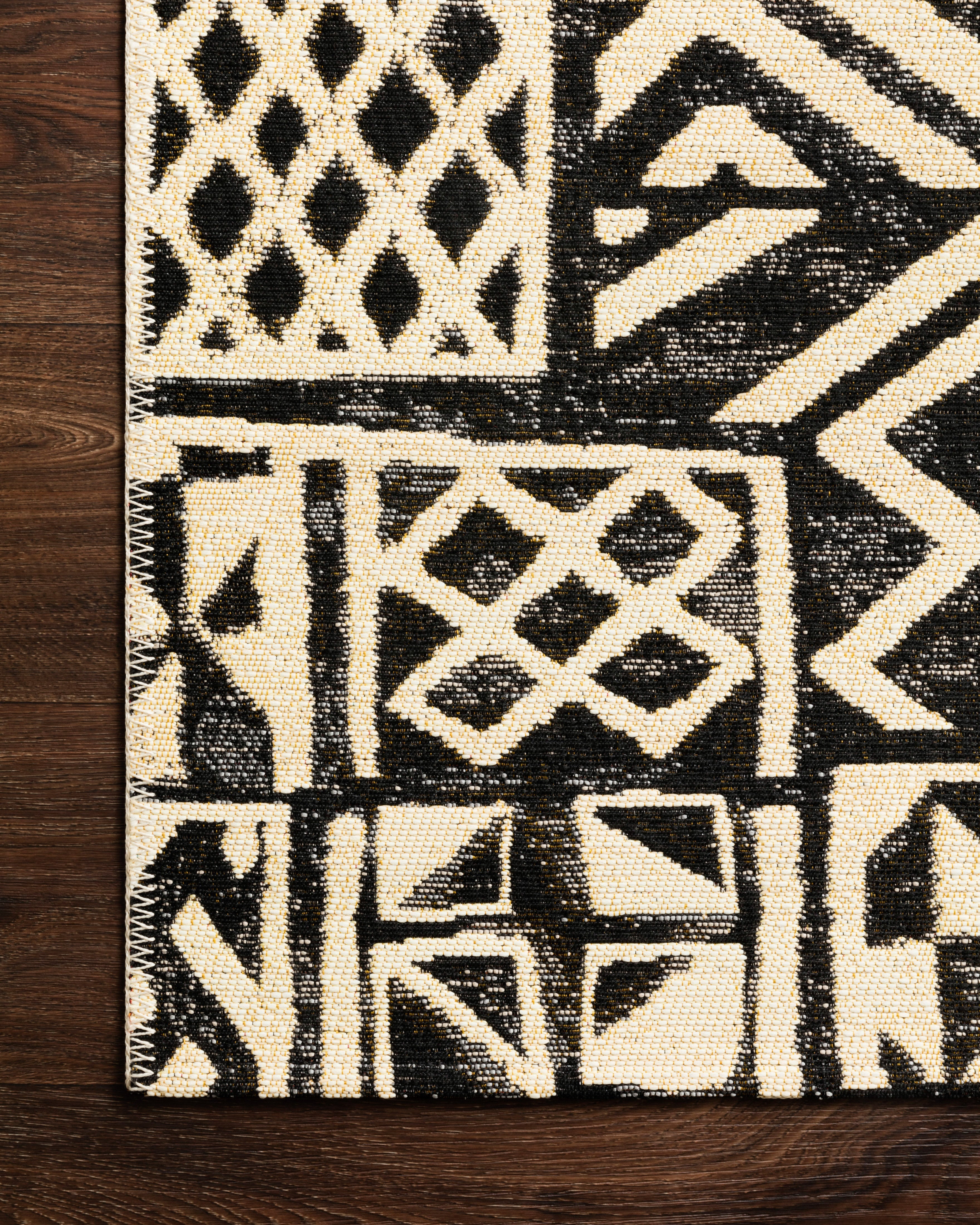 Loloi Mika Area Rug