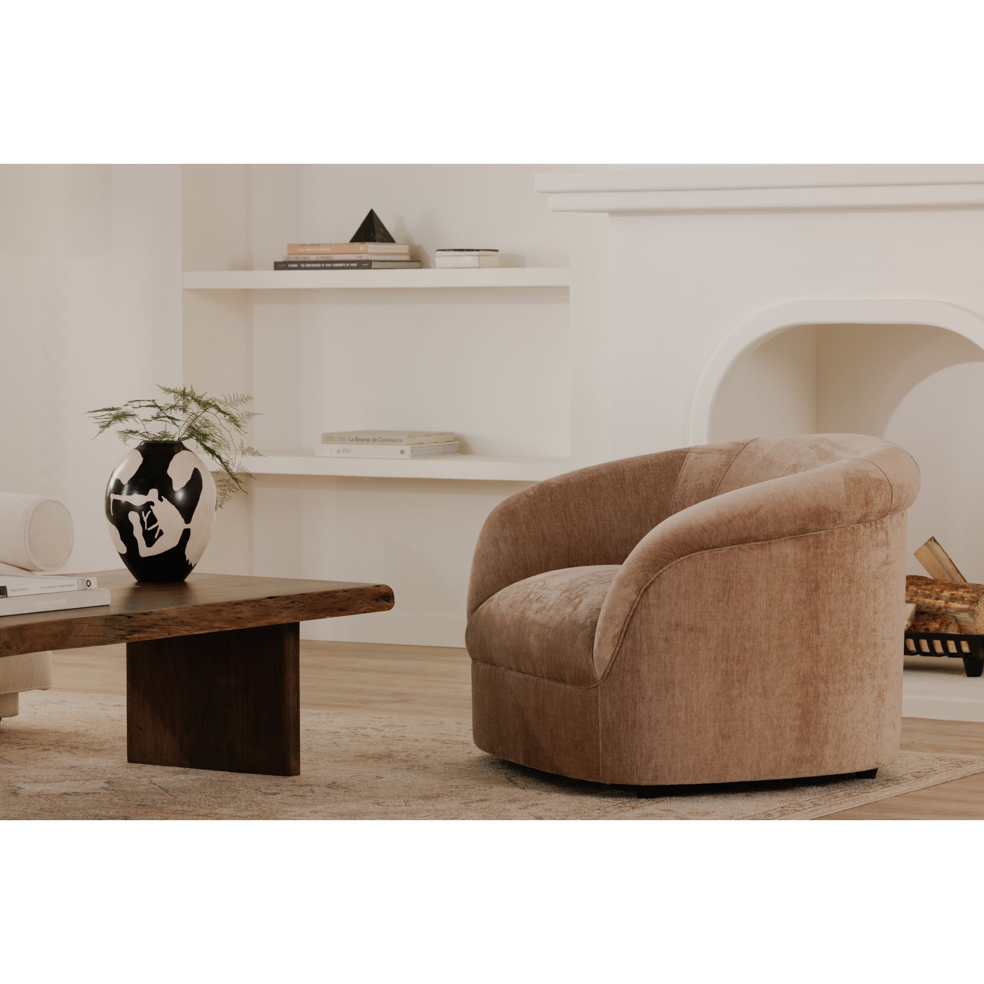 Moe's Home Thora Lounge Chair