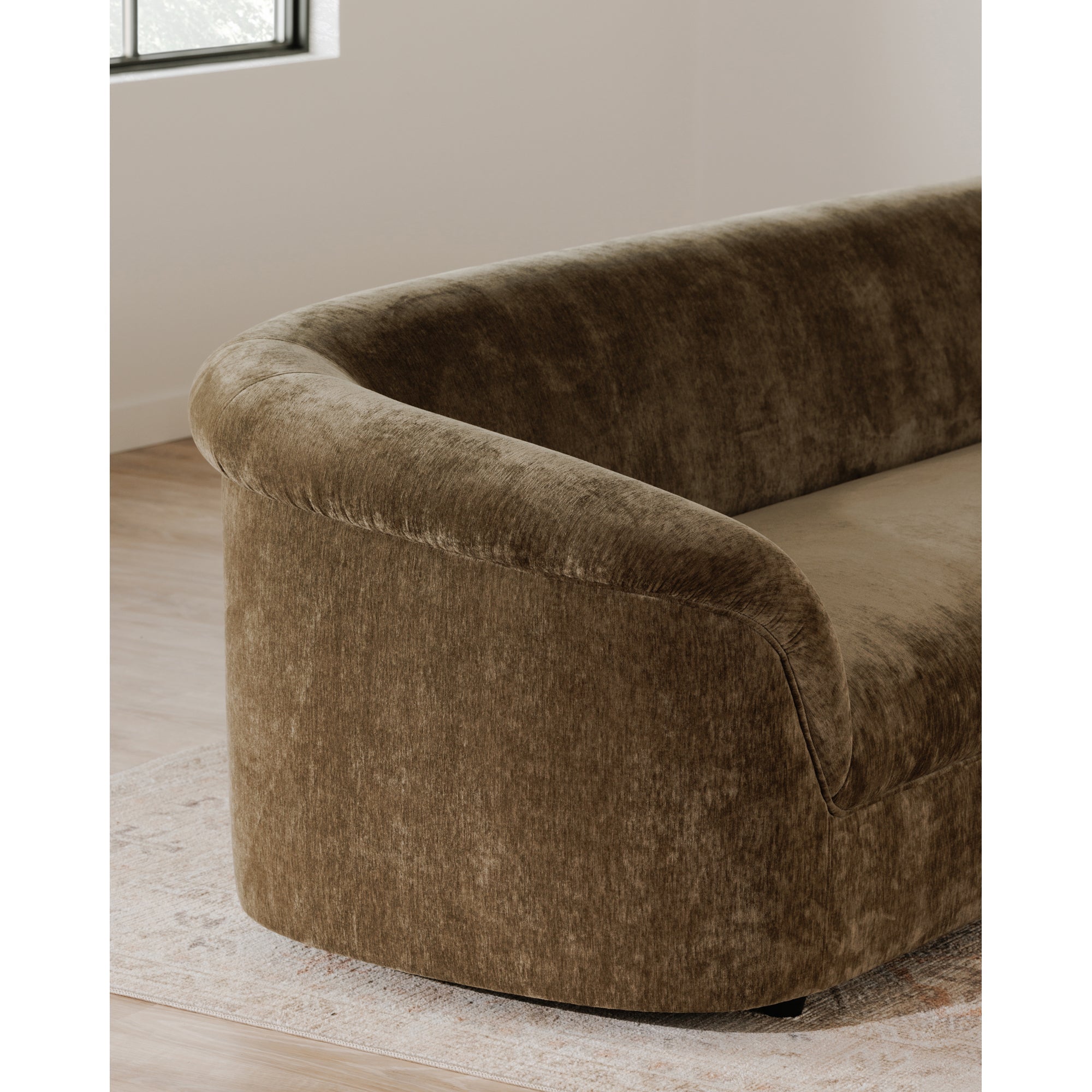 Moe's Home Thora Sofa