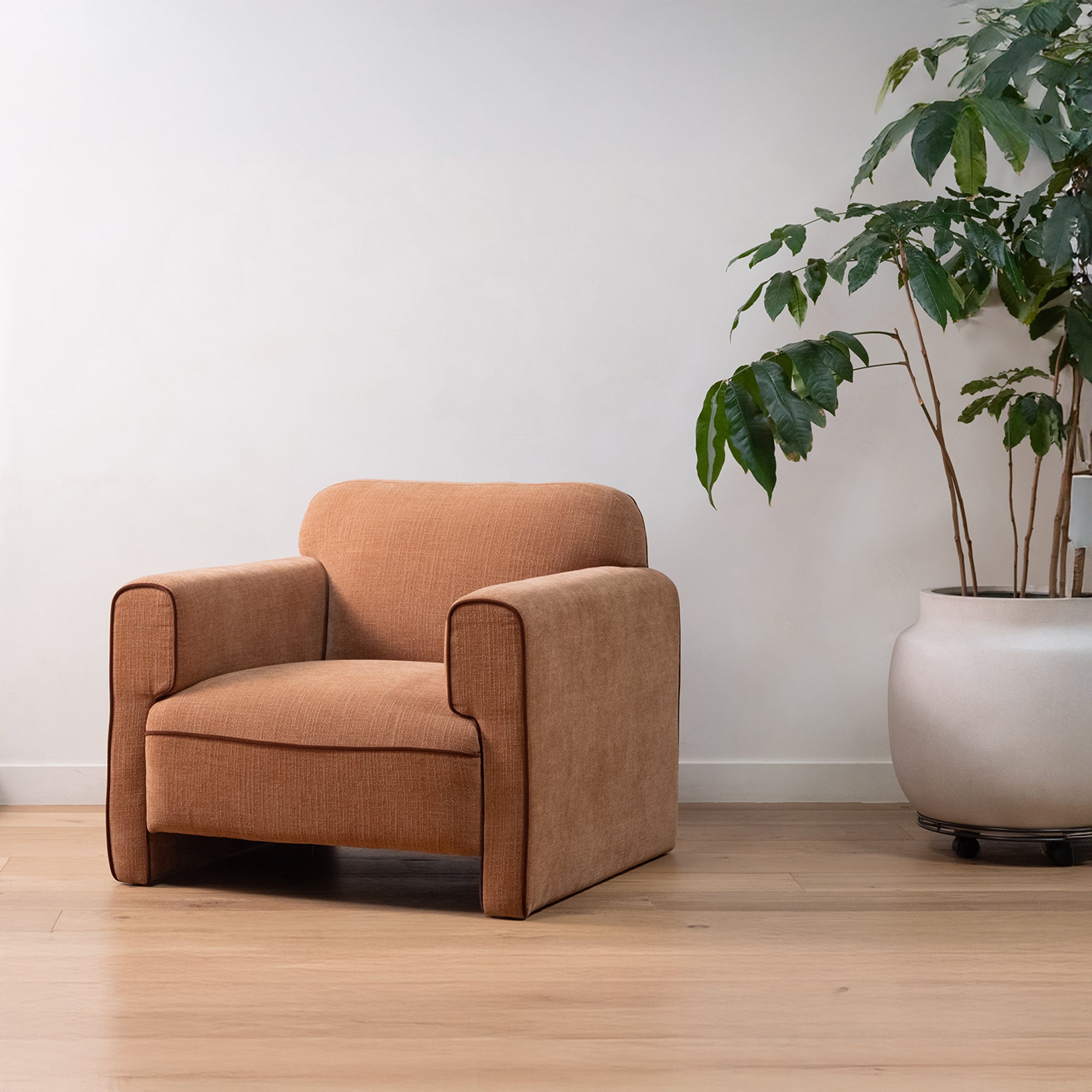 Moe's Home Leo Accent Chair