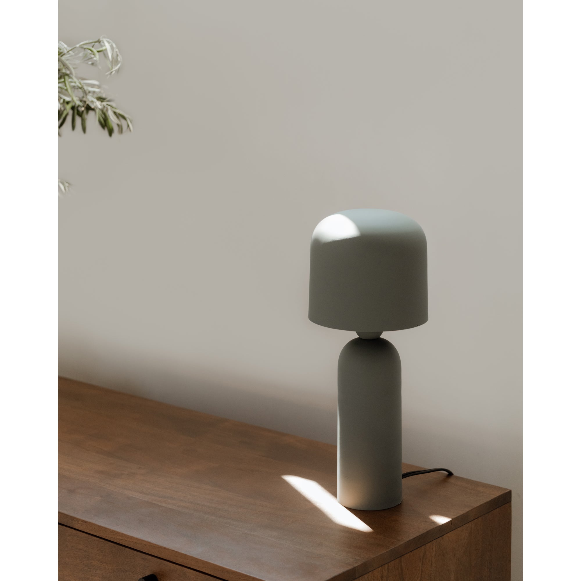 Moe's Home Echo Table Lamp