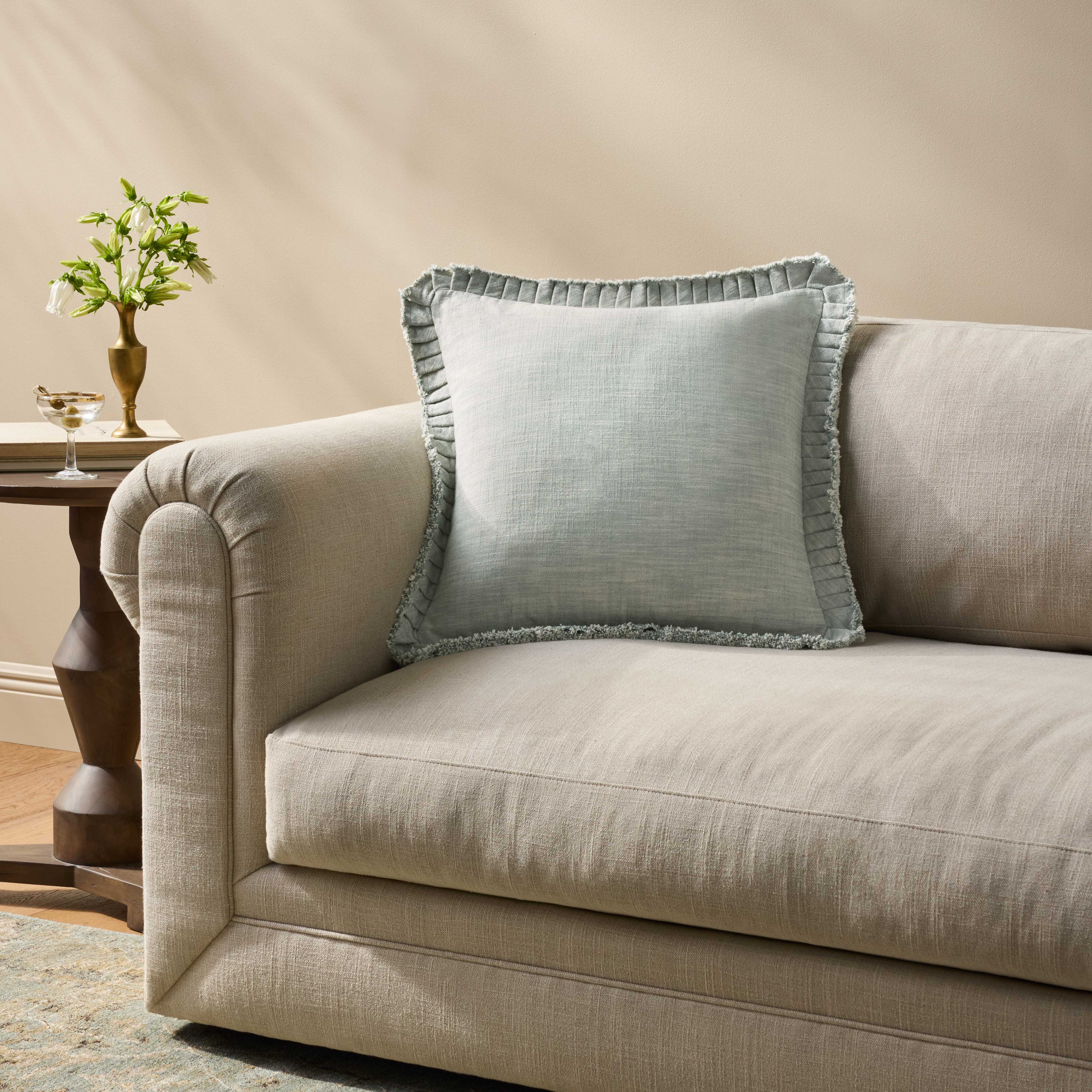 Loloi PLL0210 Linen Pleated Ruffle Edge Throw Pillow