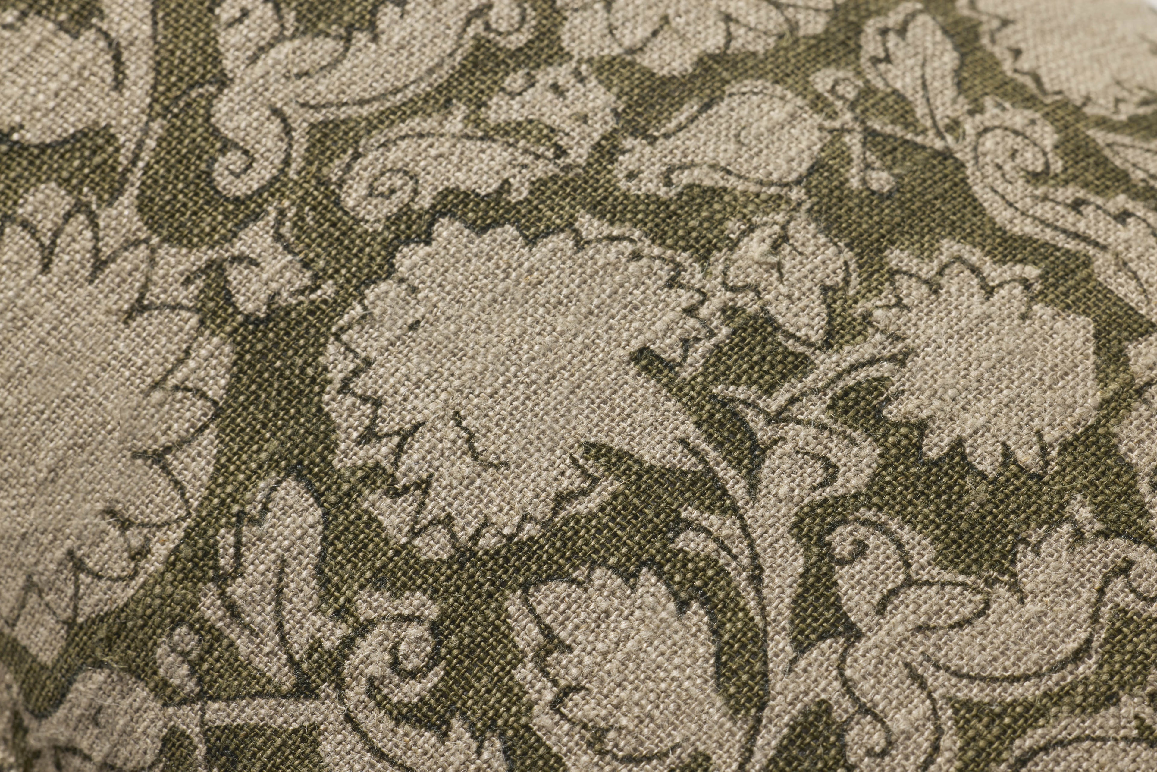 Loloi PLL0165 Green and Rust Pillow