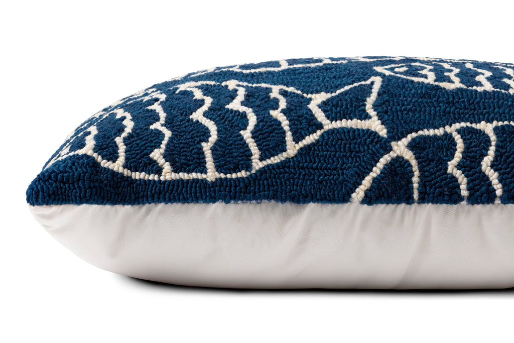 Loloi P0908 Hooked Fish Lumbar Pillow