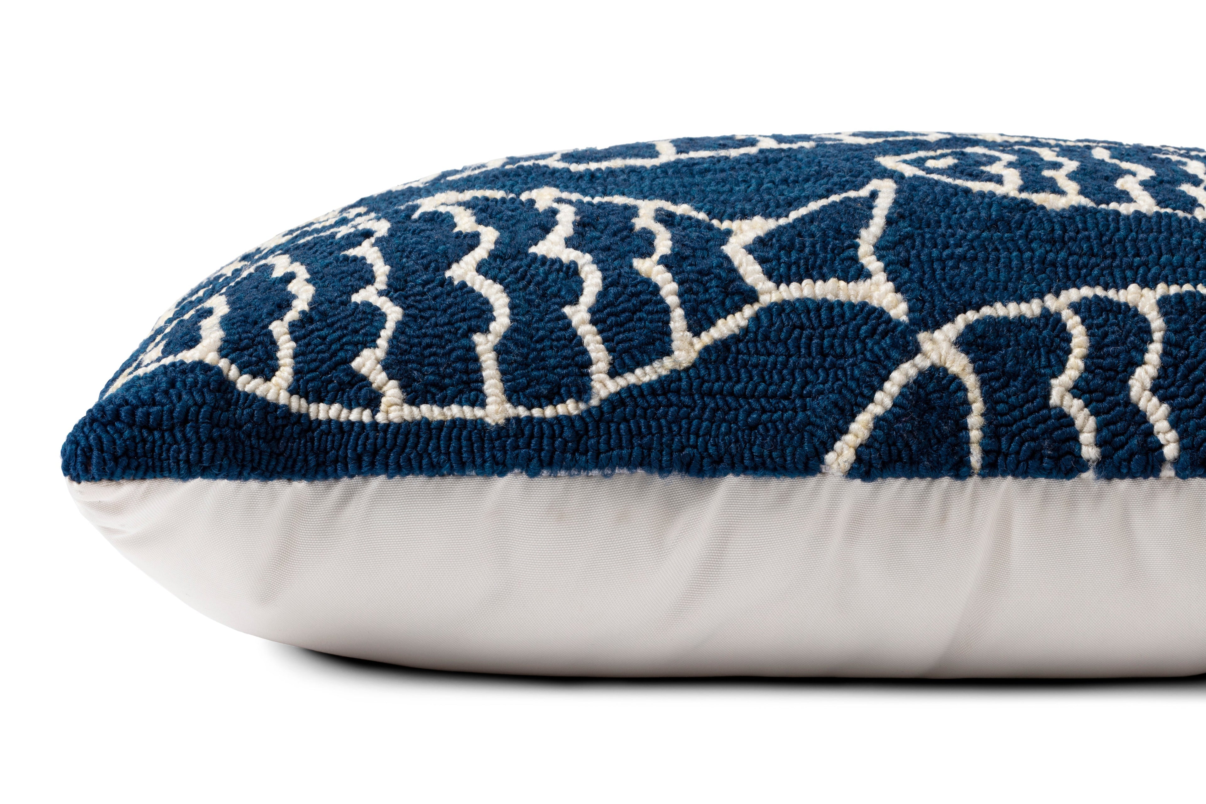 Loloi P0908 Hooked Fish Lumbar Pillow