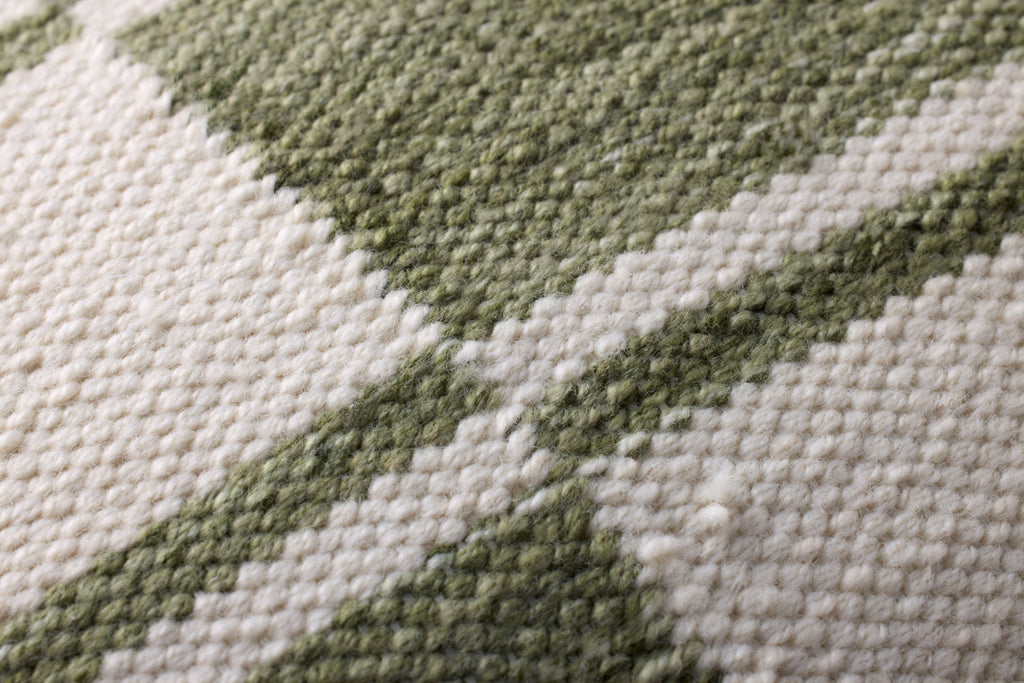 Loloi PLL0139 Ivory / Green 16" x 26" Pillow