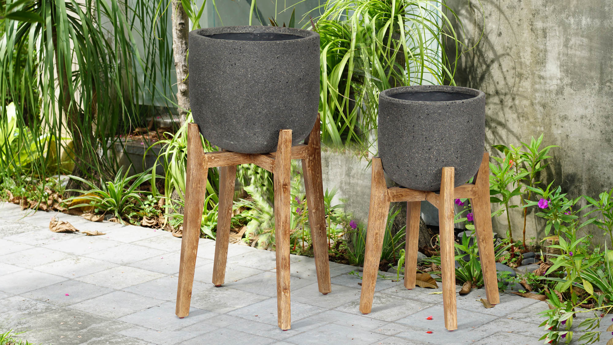 LH Home Patio Small Round Standing Pot