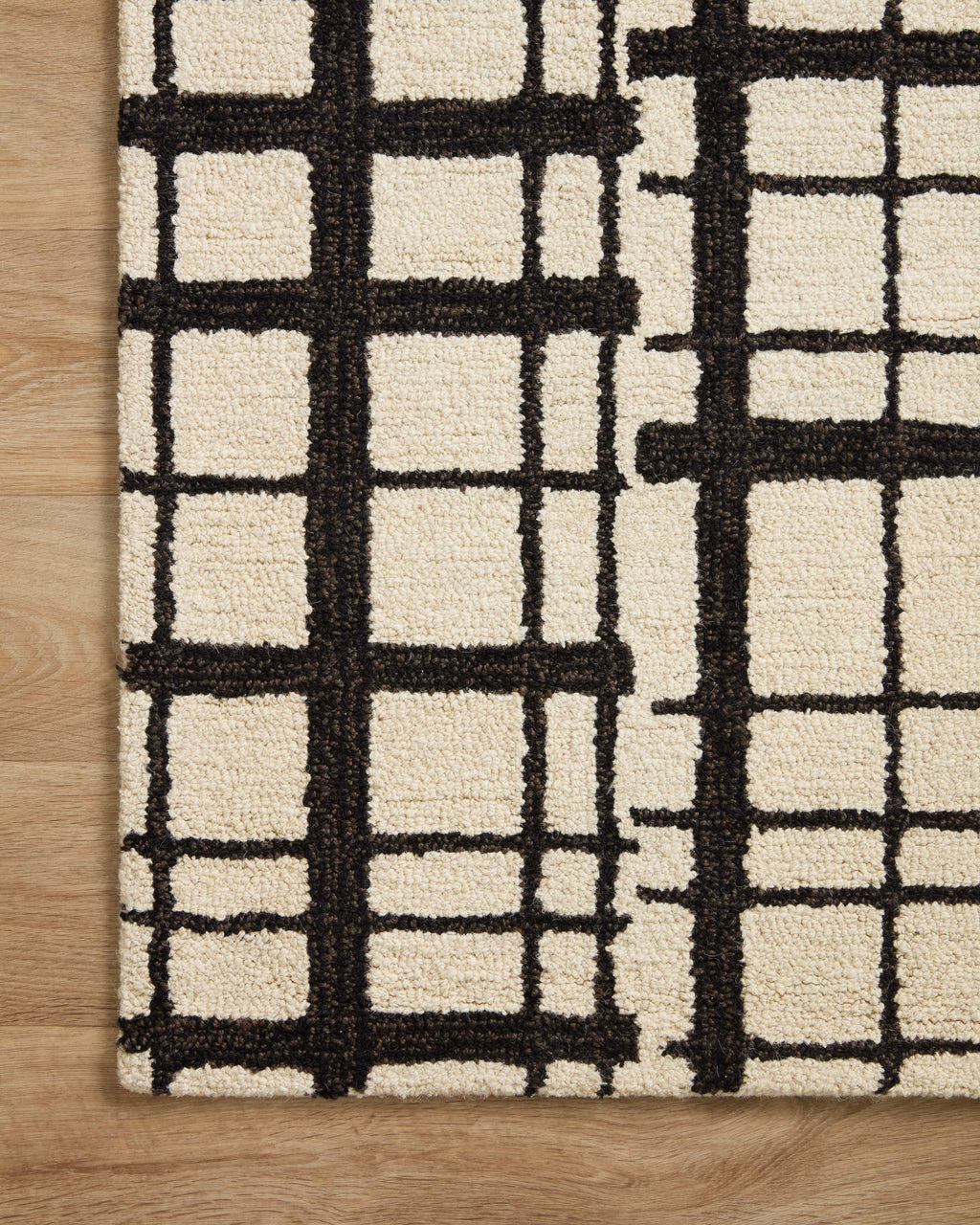 Chris Loves Julia x Loloi Polly Accent Rug