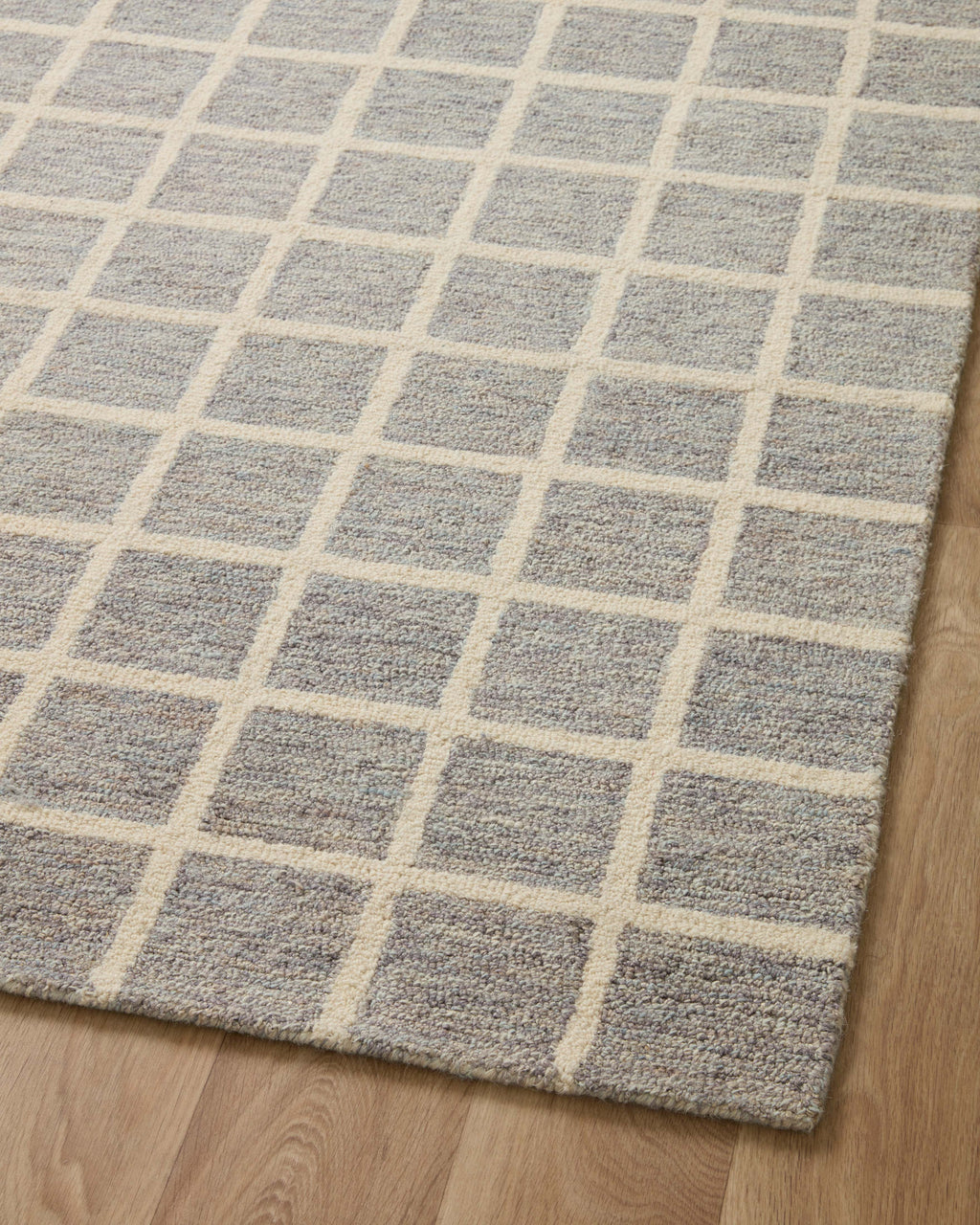 Chris Loves Julia x Loloi Polly Sample Rug