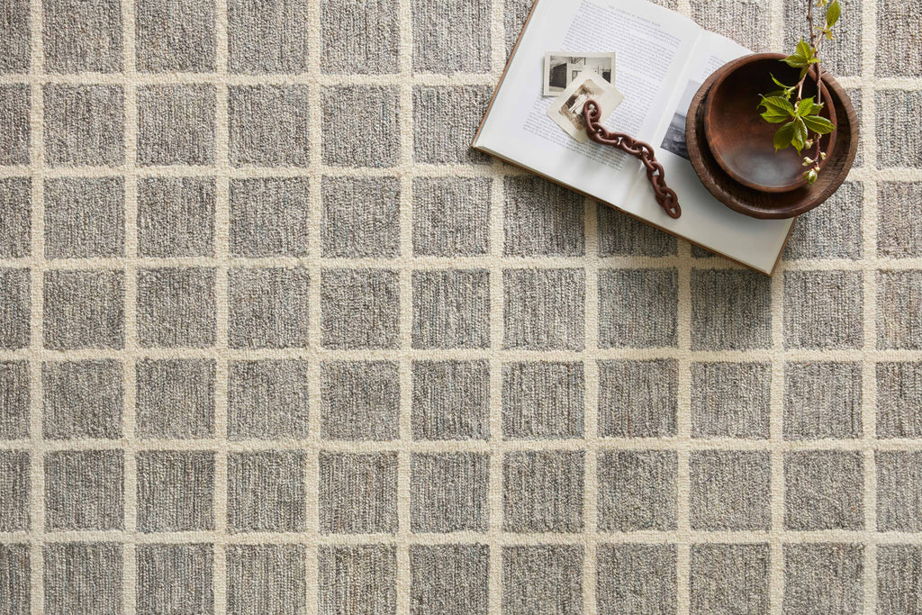 Chris Loves Julia x Loloi Polly Sample Rug