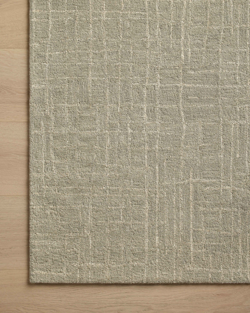 Chris Loves Julia x Loloi Polly Sample Rug