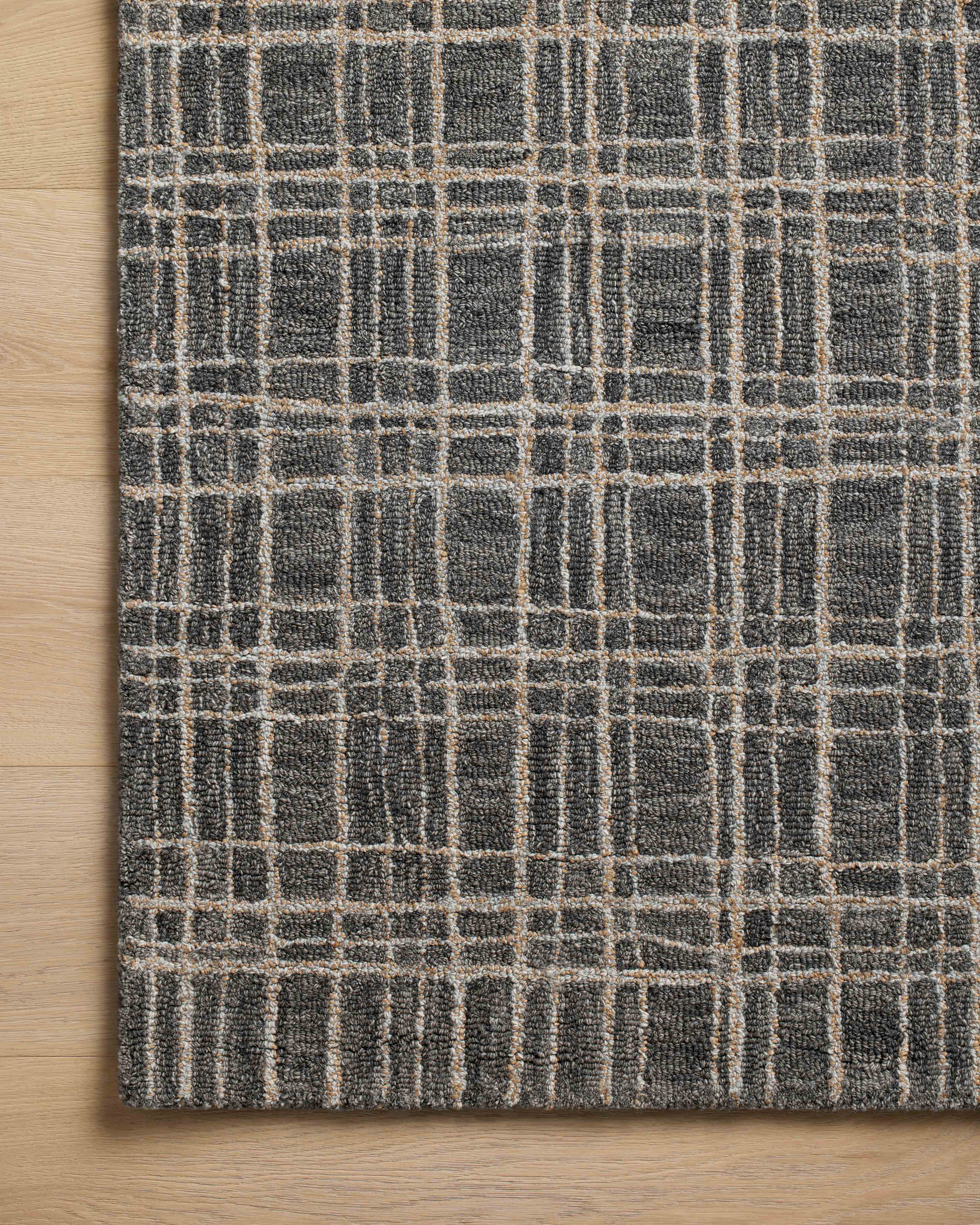 Chris Loves Julia x Loloi Polly Sample Rug