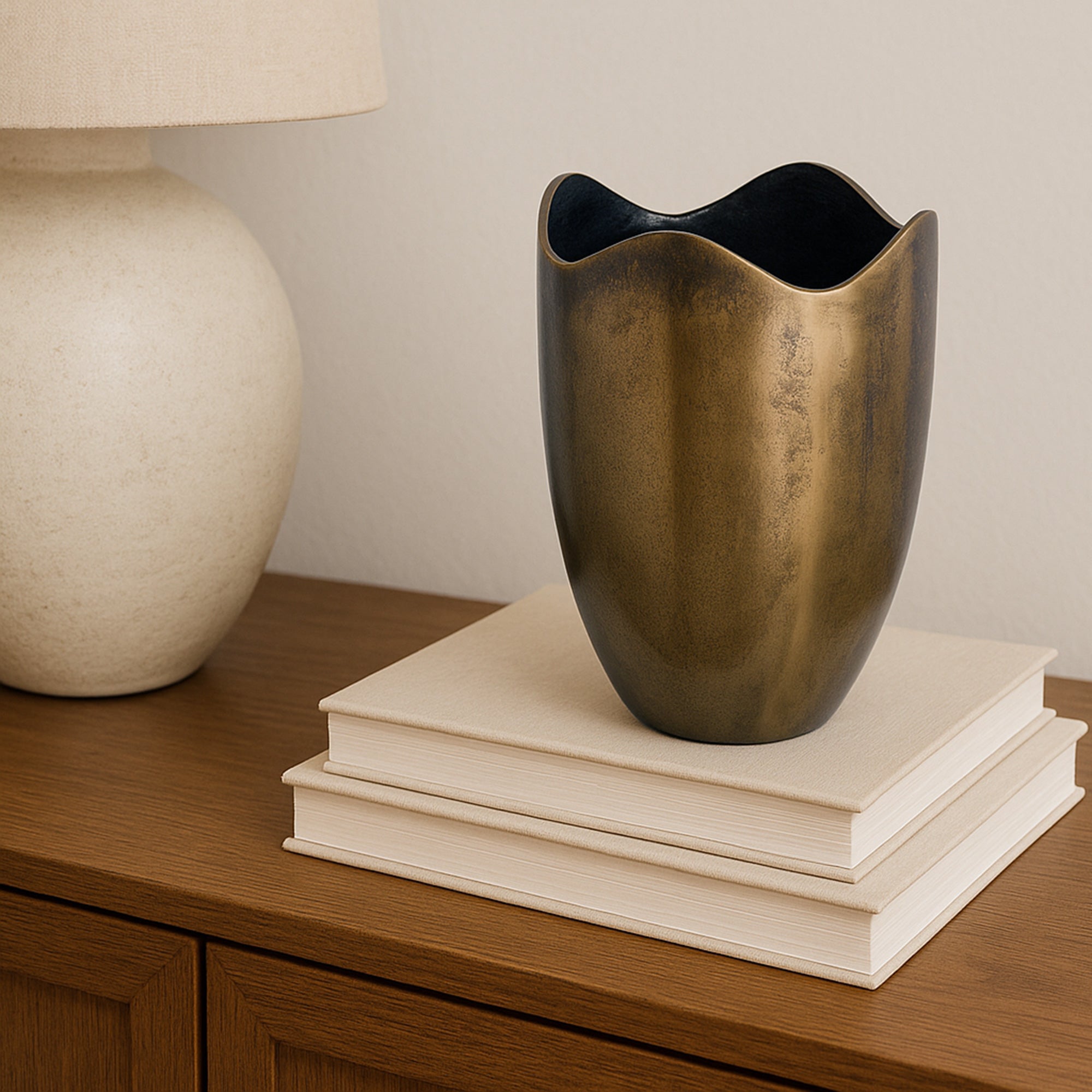 Moe's Home Athena Vase