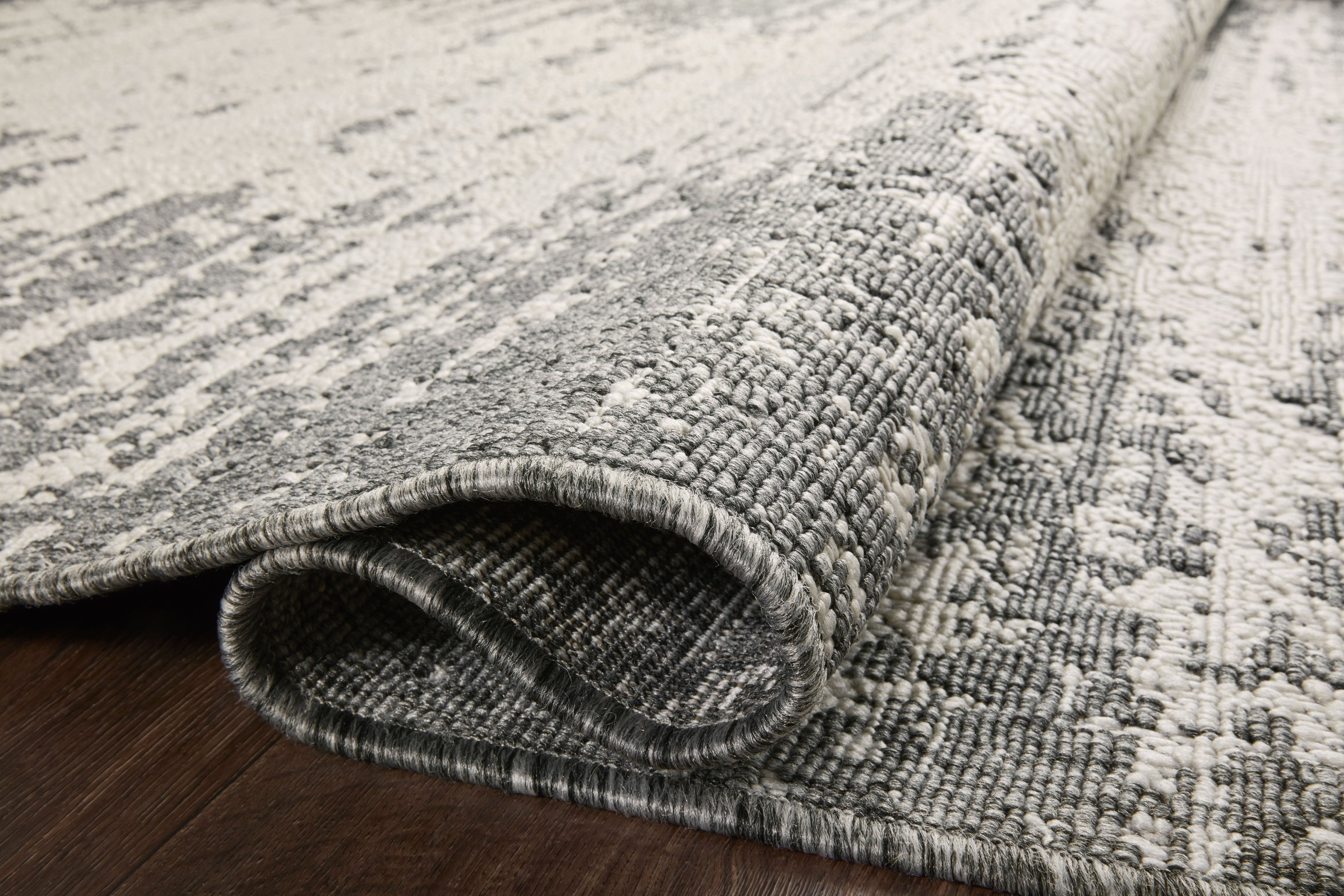 Loloi Rainier Accent Rug (RAI-01)