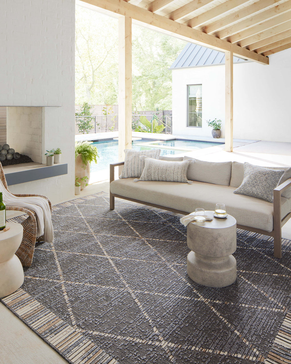Loloi Rainier Area Rug (RAI-09)