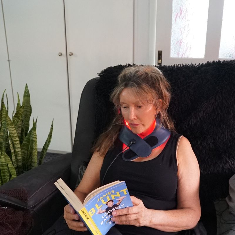 Red Light Therapy for Neck Wearable