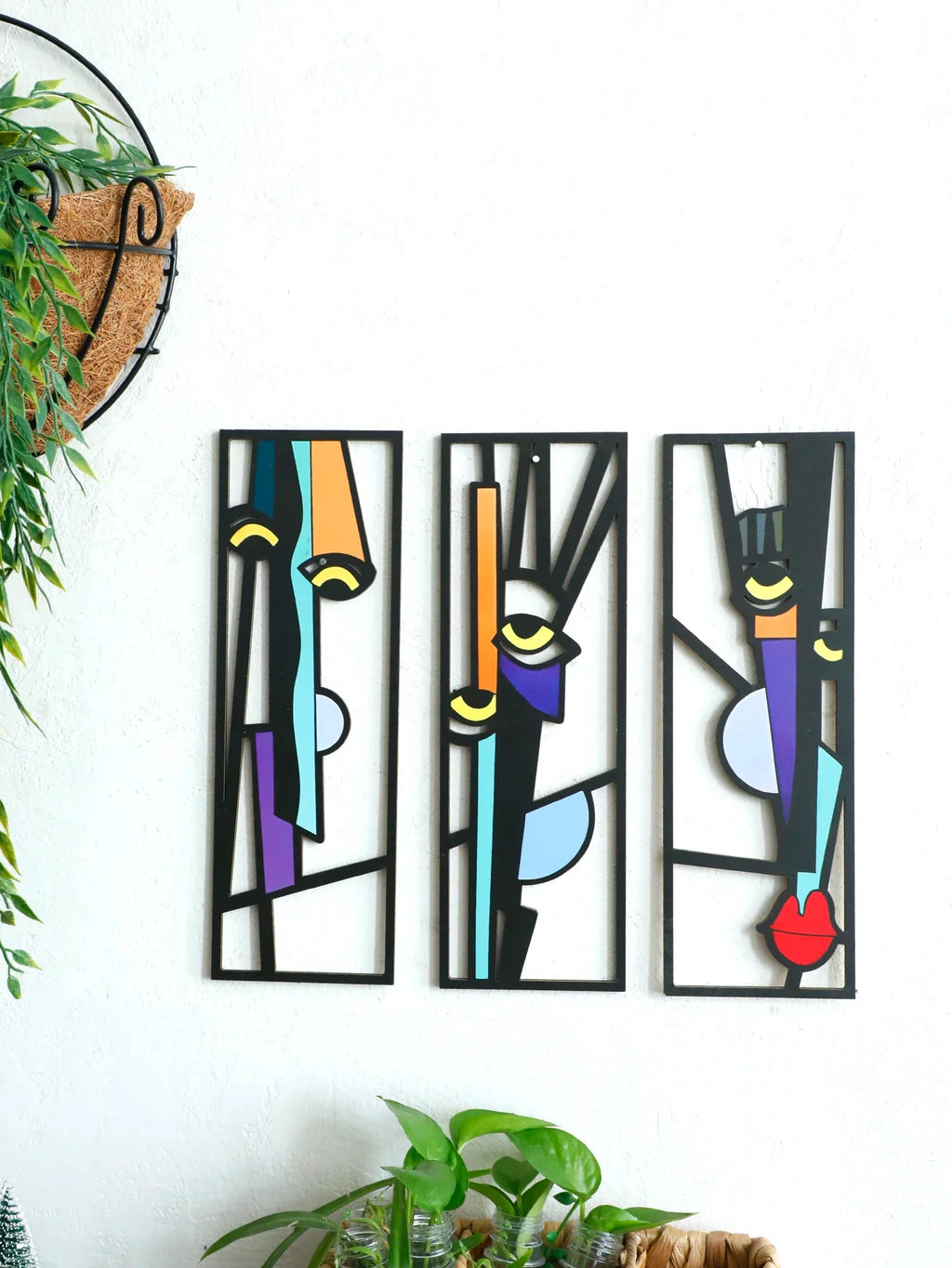 Abstract Face Wooden Wall Decor Art Hanging Home and Office Decorative Hanging for Living Room Bedroom and Hallway Gift 1Pcs