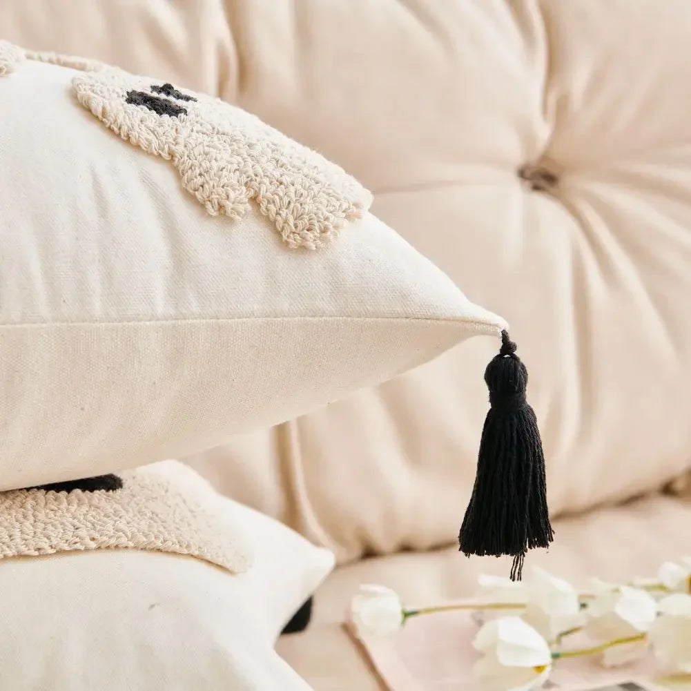 Pumpkin Tassel Pillow Cover – Cozy Fall Accent for Halloween & Harvest Decor