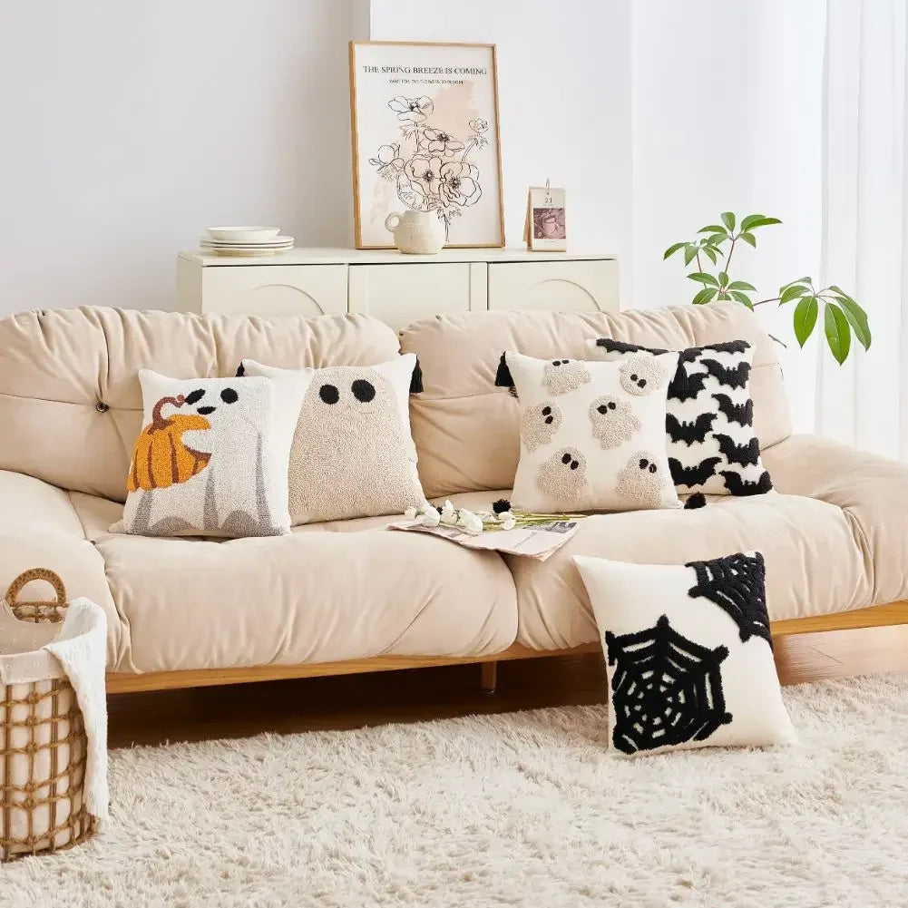 Pumpkin Tassel Pillow Cover – Cozy Fall Accent for Halloween & Harvest Decor