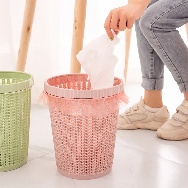 Hollow Rattan-Style Trash Can – Round Lidless Garbage Bin