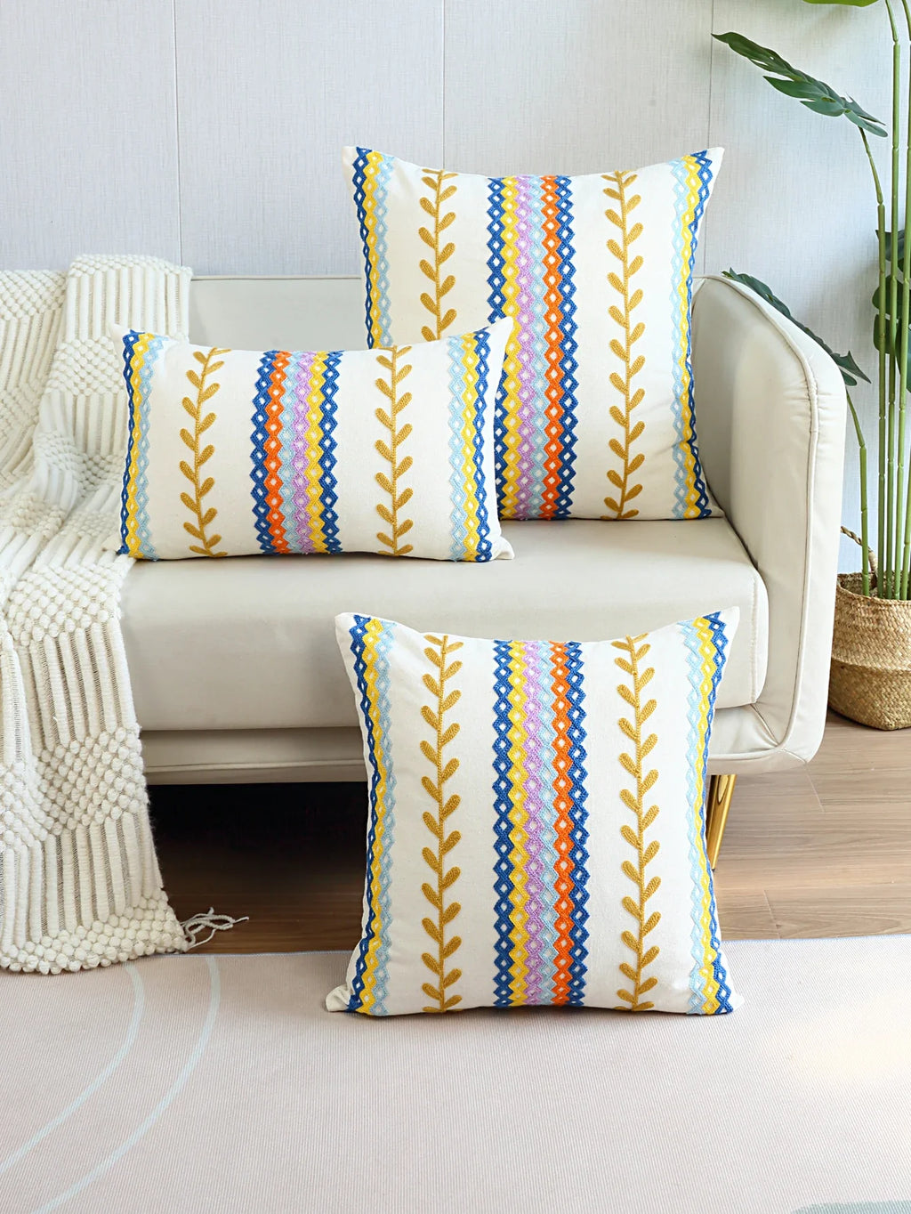 Boho Geometric Embroidered Cushion Cover – Decorative Throw Pillow Case for Couch & Bohemian Home Decor