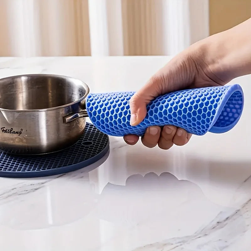 Silicone Hot Pads  - Heat Resistant Table Mats for Pots, Pans, Cups, Bowls, Non-Slip Kitchen Trivets, Dishwasher Safe (Gra