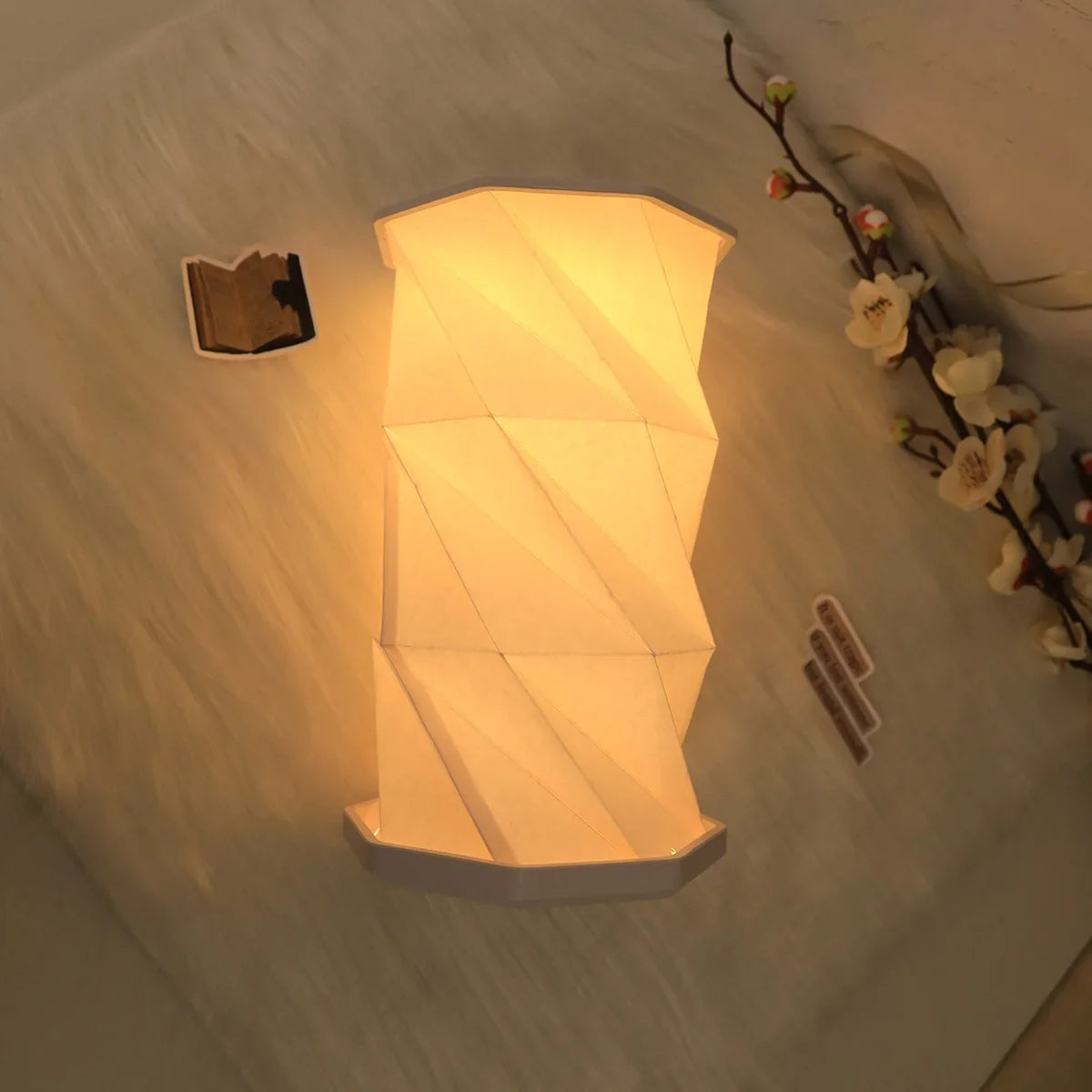 Rotating LED Book Light – Foldable Night Lamp for Bedroom Decor