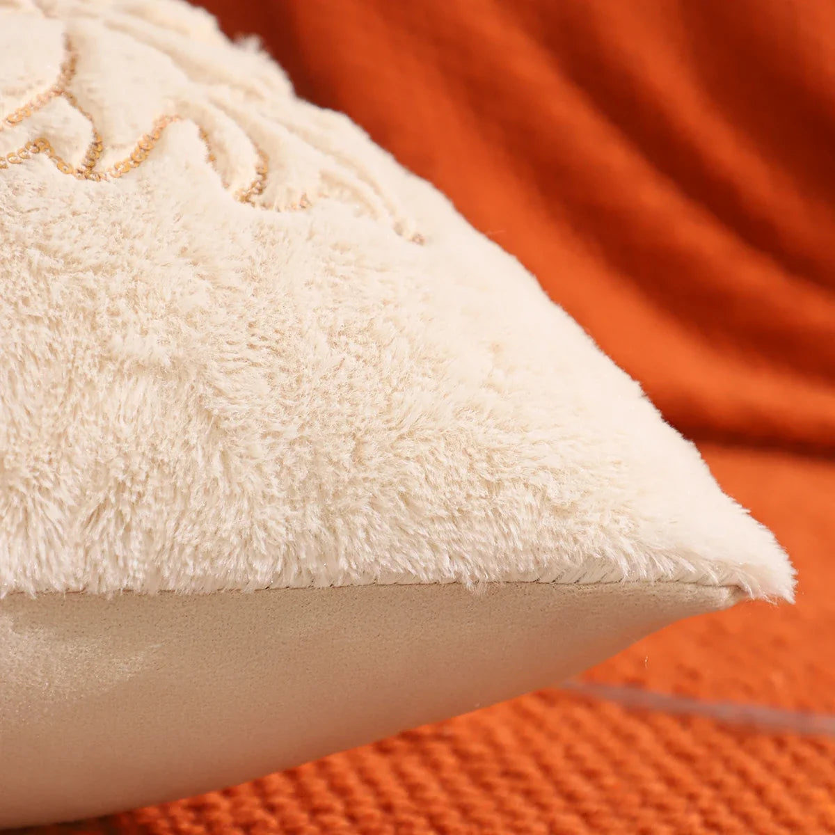 Halloween Pumpkin Gold Sequin Embroidered Plush Pillow Cover – Festive Throw Cushion for Sofa, Bed & Autumn Decor