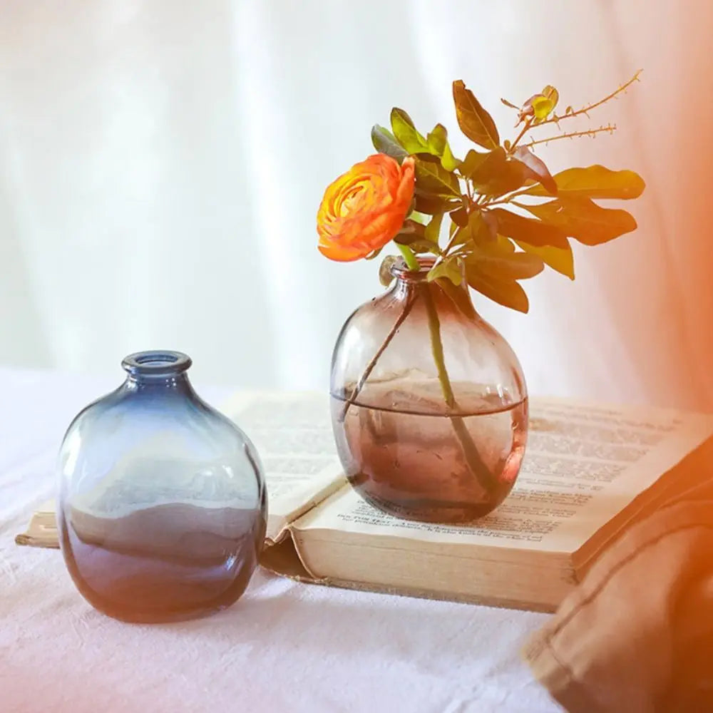 Gradient Glass Flower Vase – Modern Iridescent Home Accent