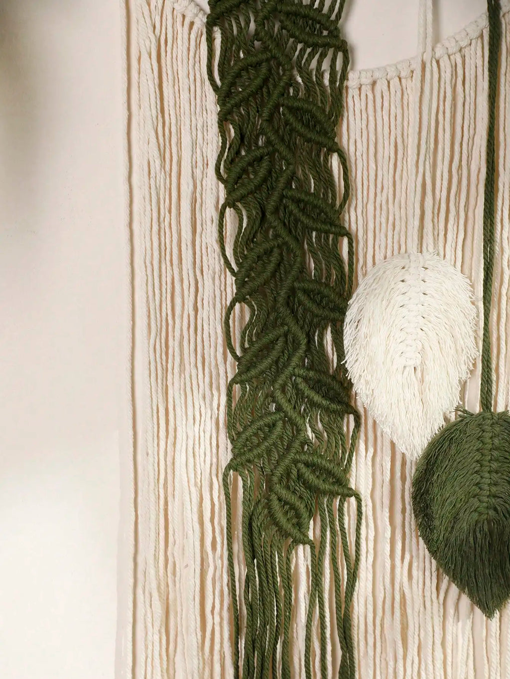 Leaves Hand-Woven Macrame Tapestries