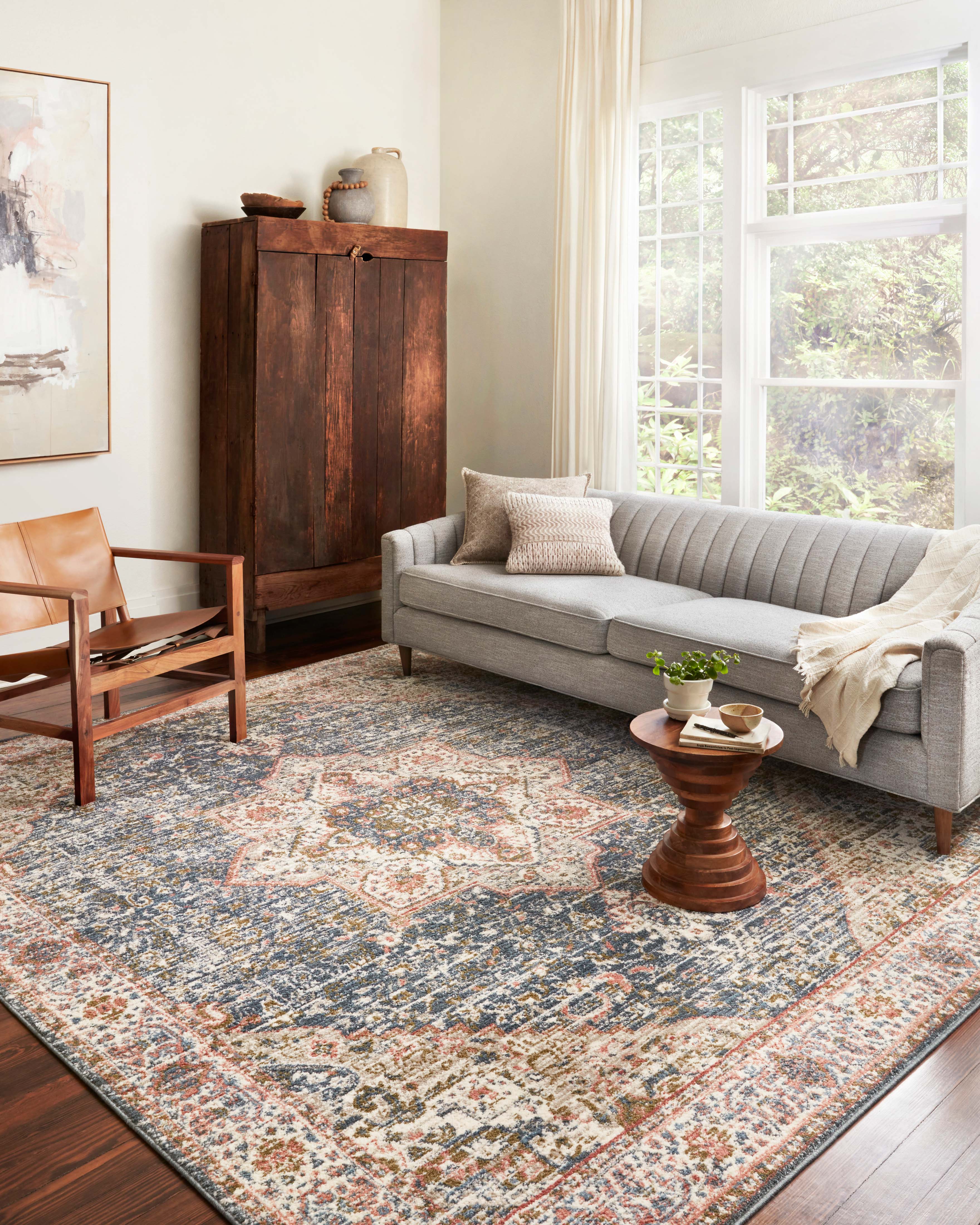 Loloi Saban Accent Rug