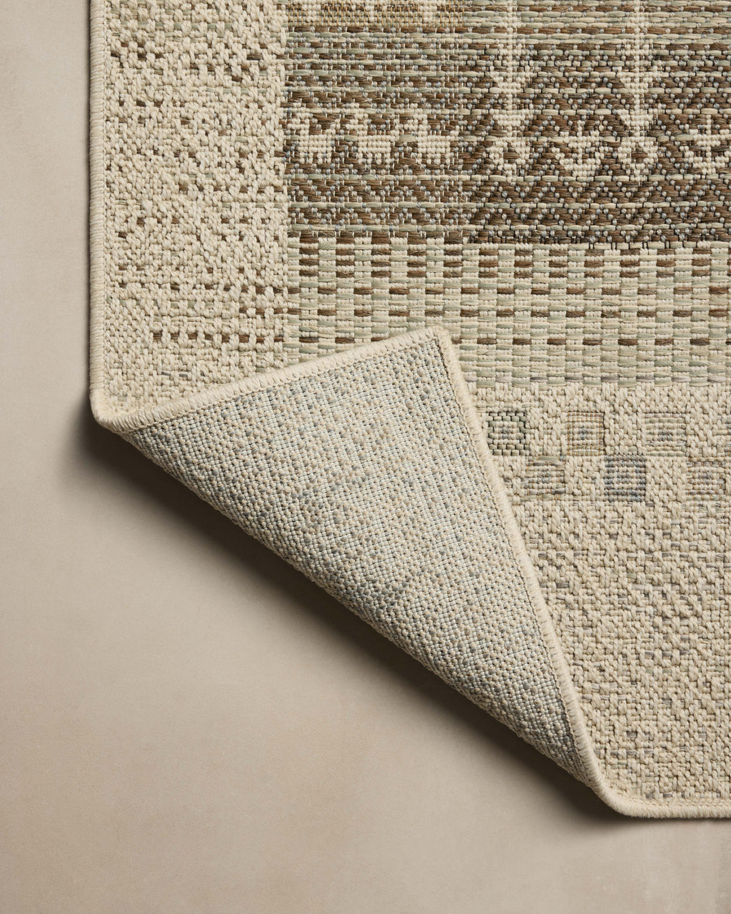 Loloi Saylor Accent Rug