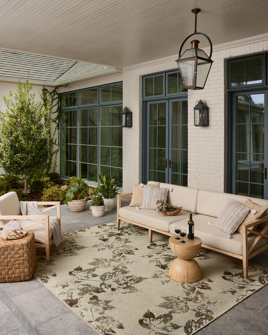 Loloi Saylor Area Rug