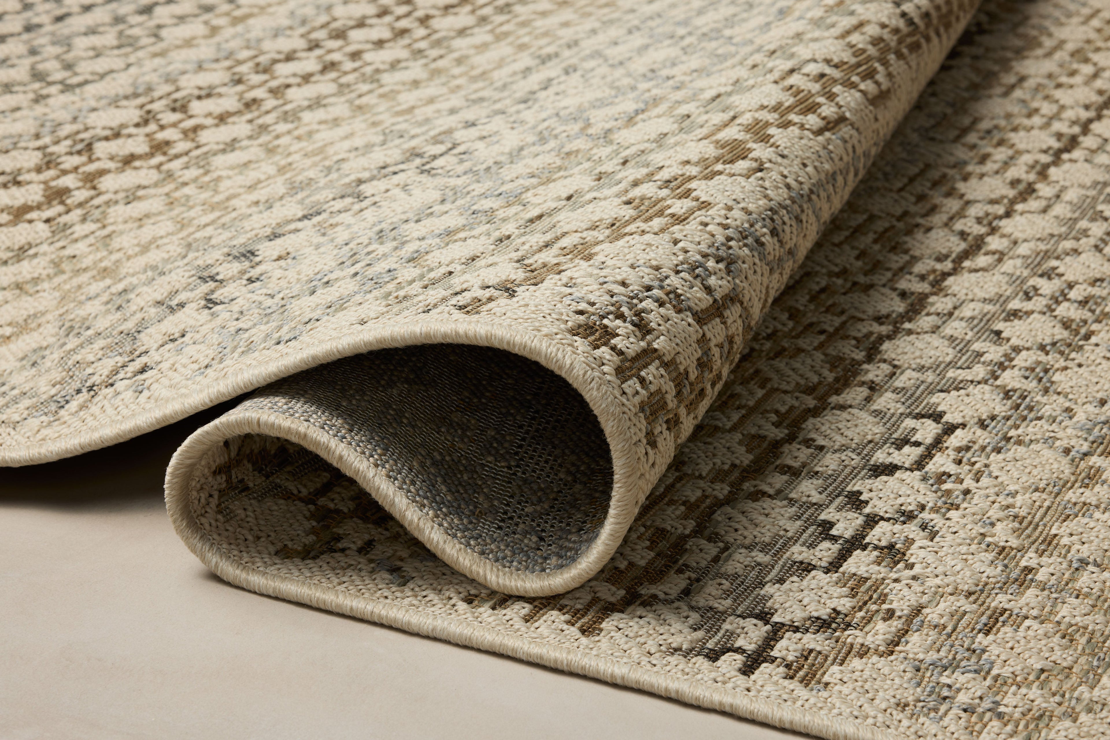 Loloi Saylor Accent Rug